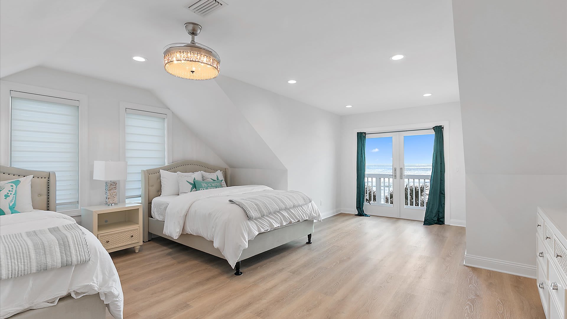Seawatch | Wren Beach Rentals by Portoro