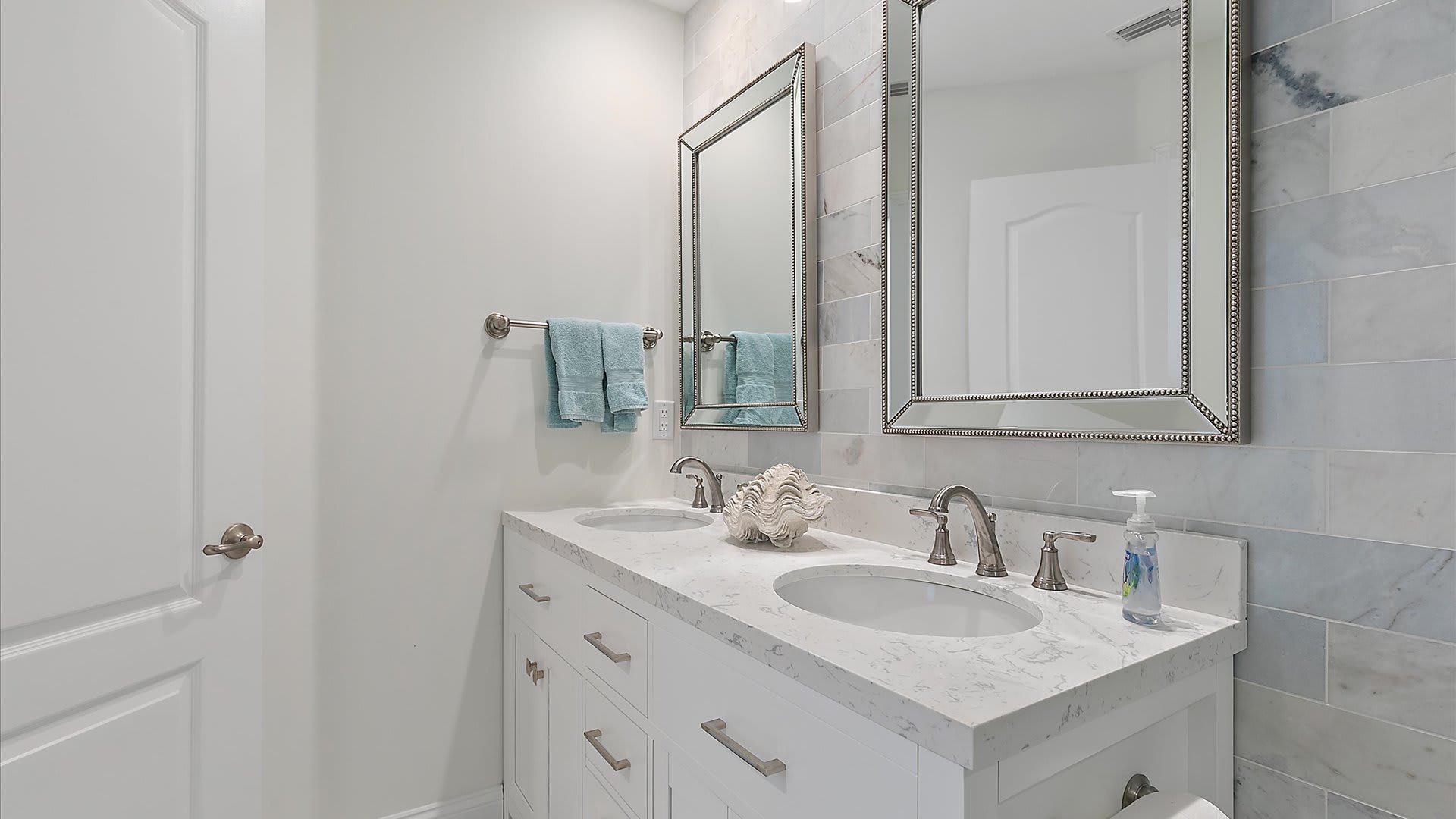 Seawatch | Wren Beach Rentals by Portoro