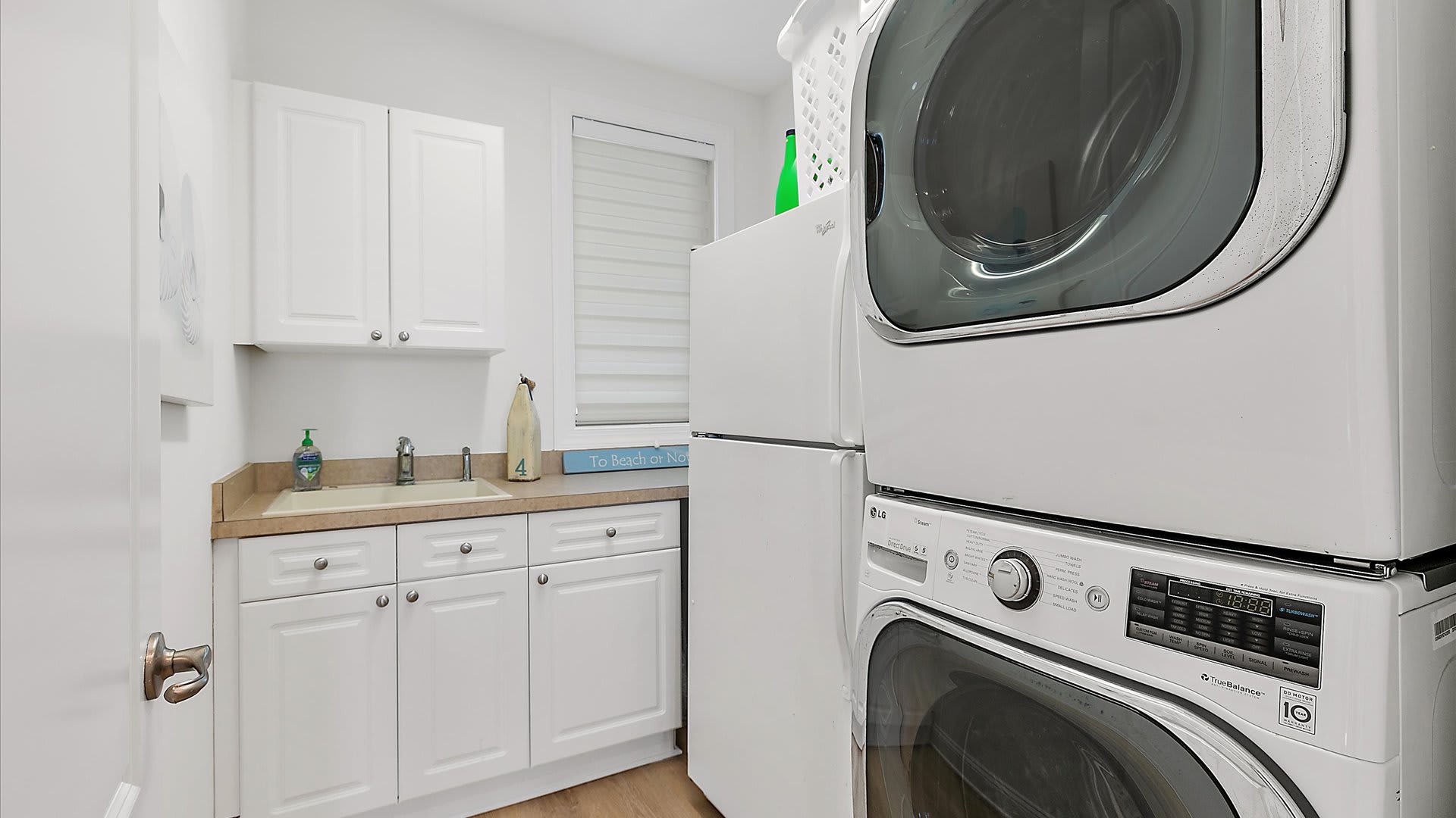 Seawatch | Wren Beach Rentals by Portoro