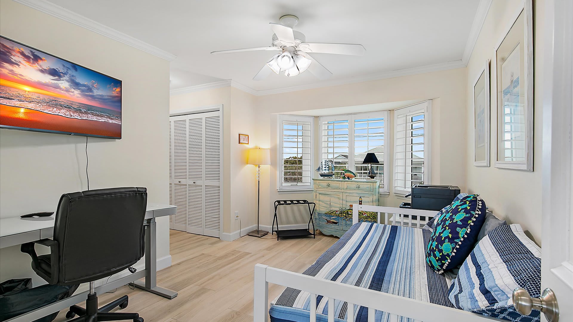 Sandy Cheeks | Wren Beach Rentals by Portoro
