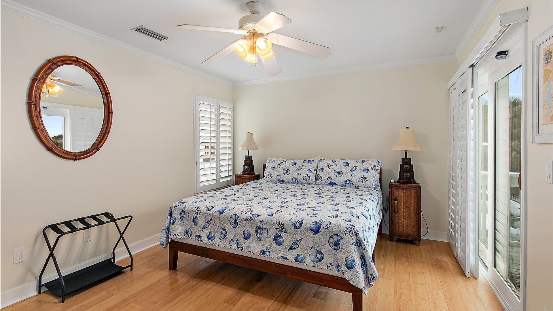 Sandy Cheeks | Wren Beach Rentals by Portoro