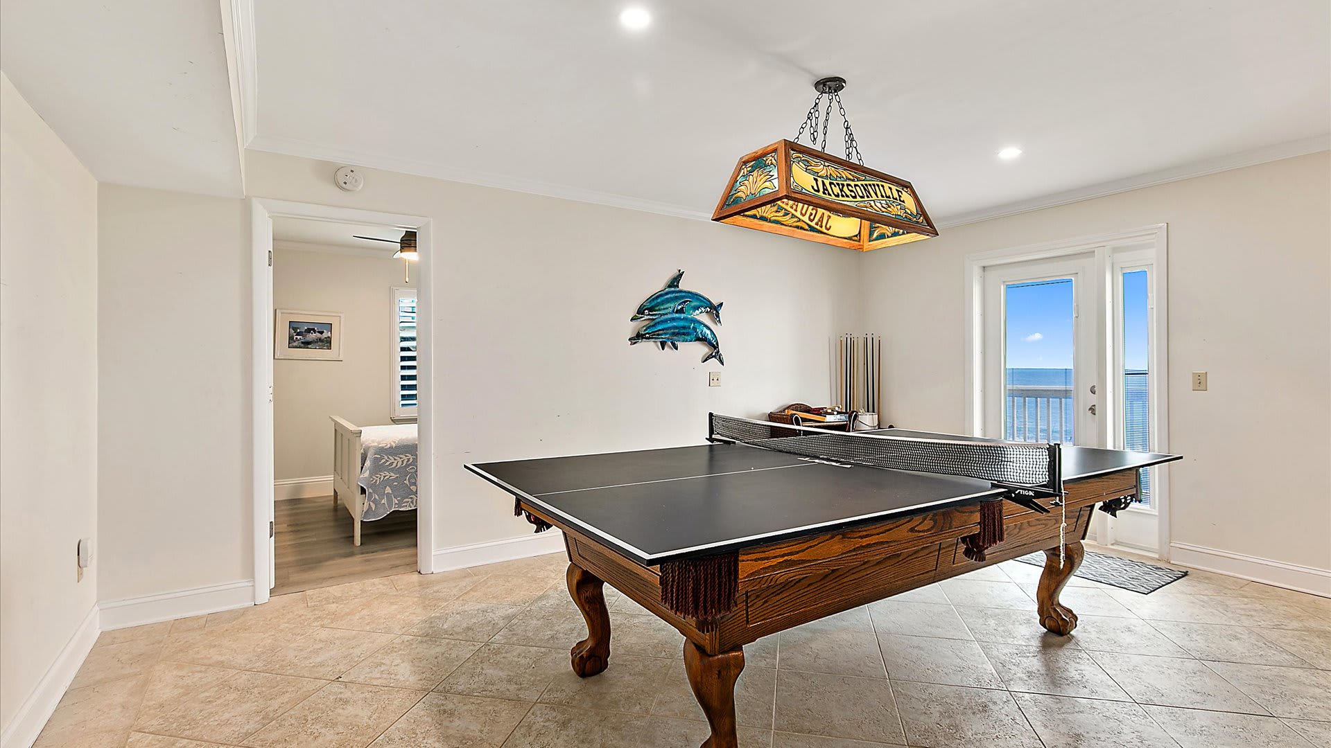 Sandy Cheeks | Wren Beach Rentals by Portoro