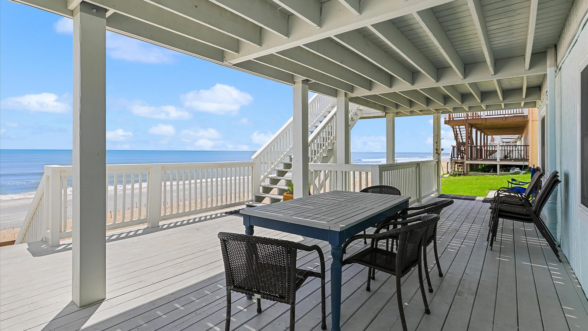 Sandy Cheeks | Wren Beach Rentals by Portoro