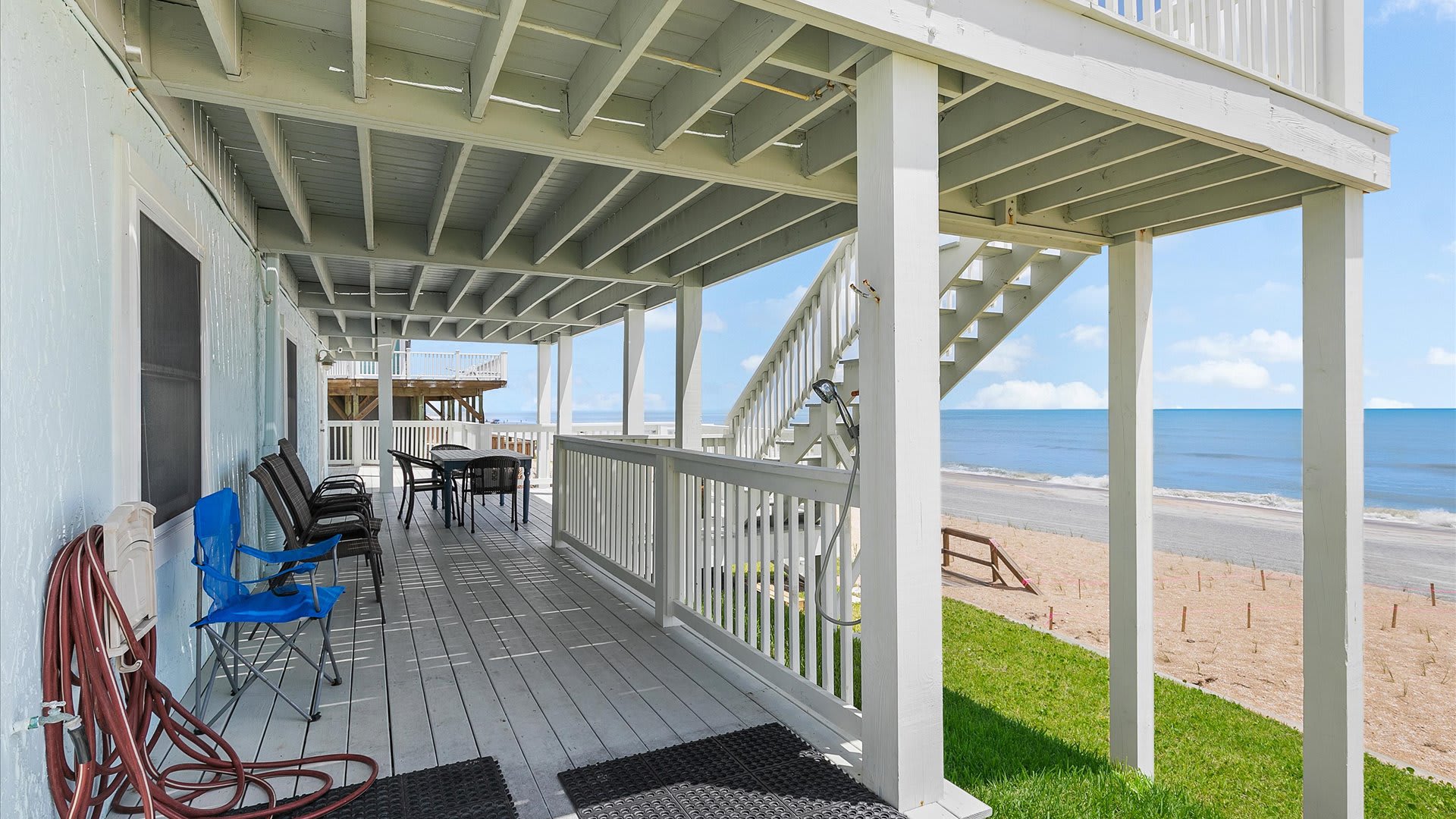 Sandy Cheeks | Wren Beach Rentals by Portoro