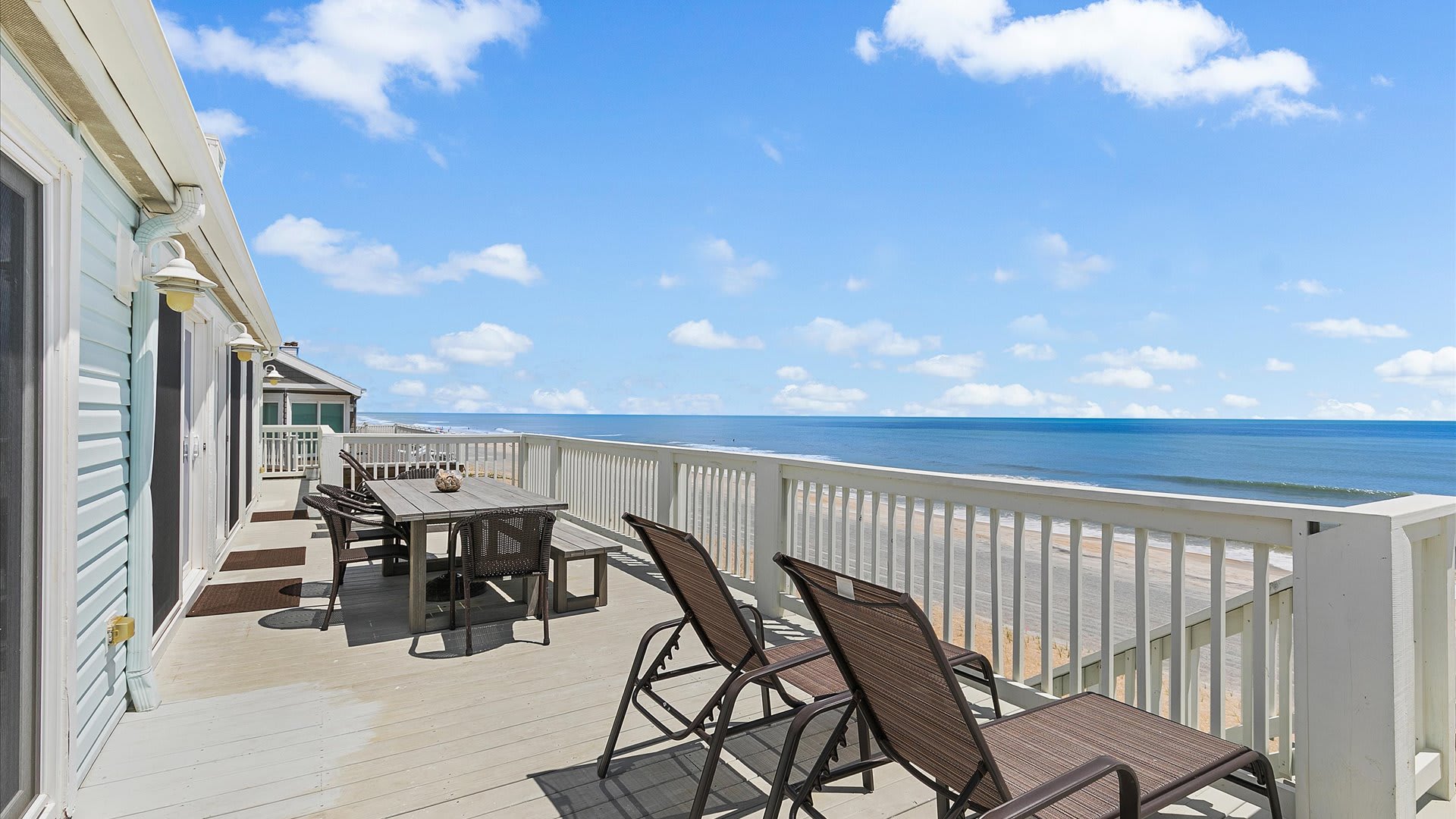 Sandy Cheeks | Wren Beach Rentals by Portoro