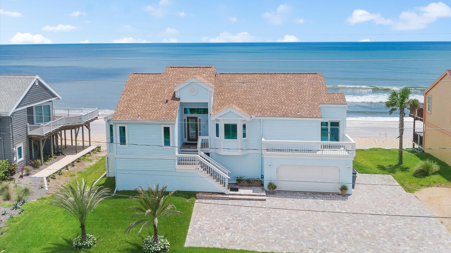 Sandy Cheeks | Wren Beach Rentals by Portoro