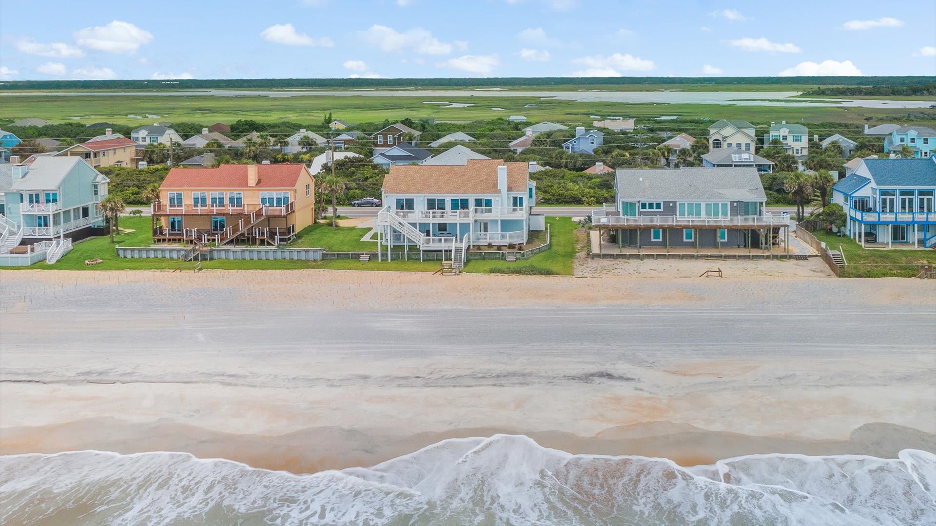 Sandy Cheeks | Wren Beach Rentals by Portoro