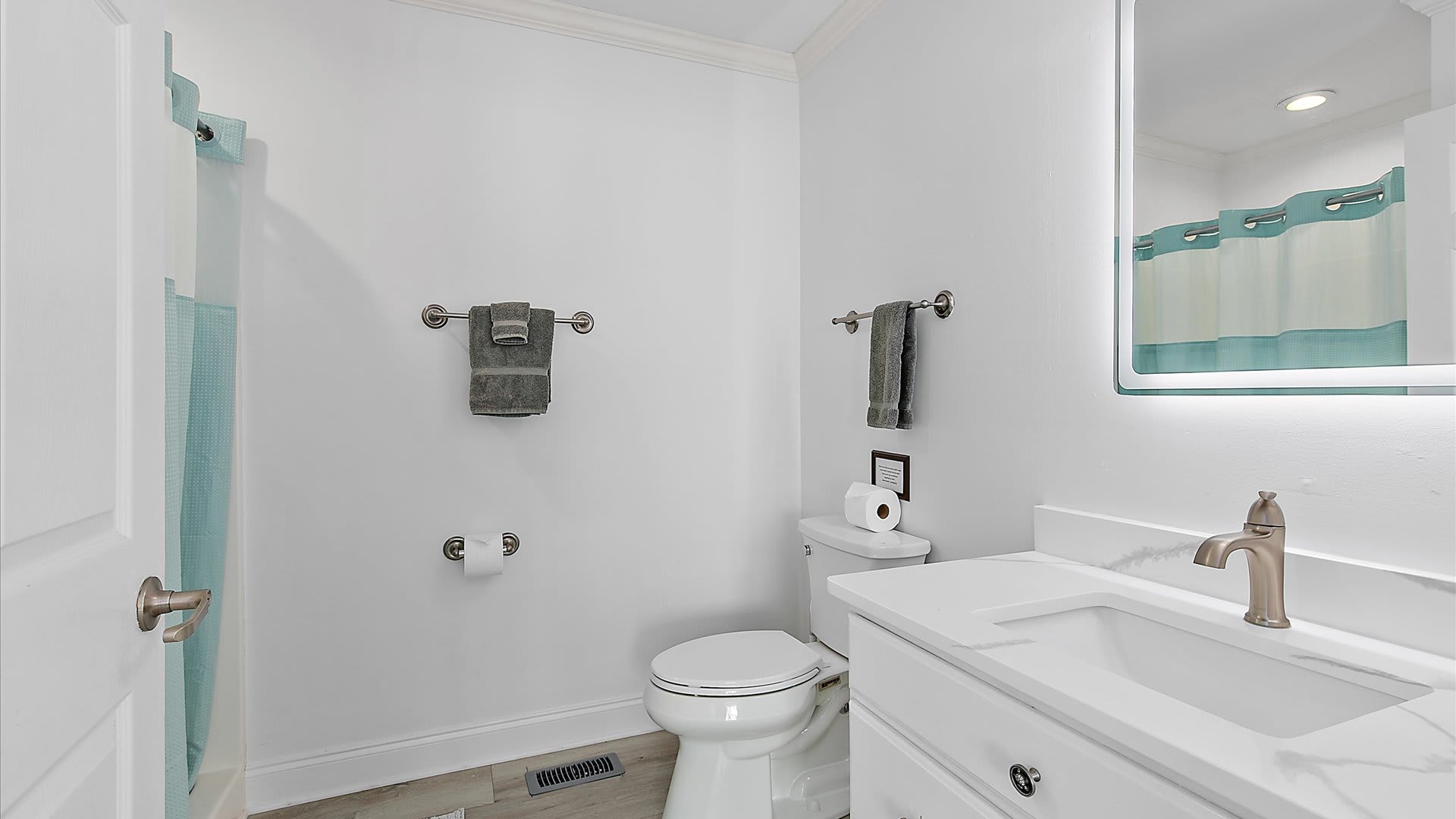 Casa De Lobos | Wren Beach Rentals by Portoro