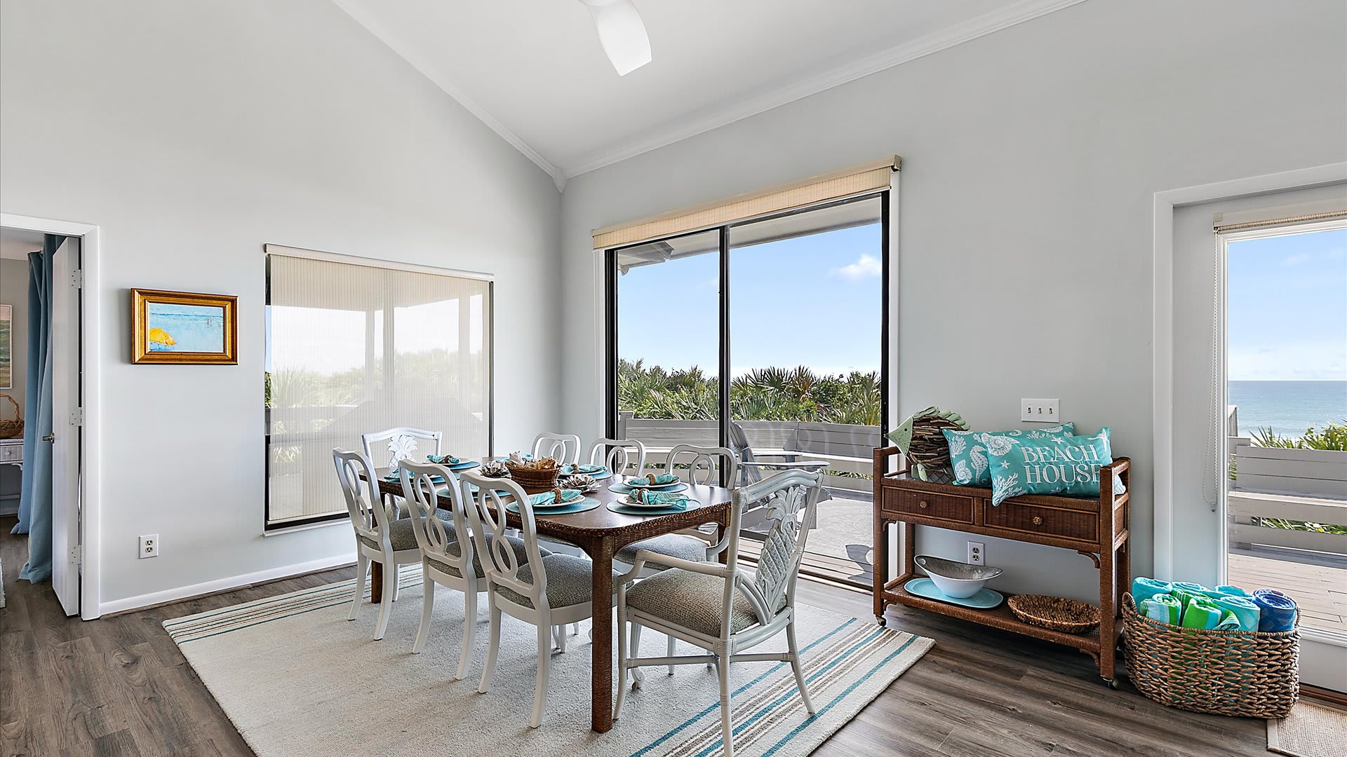 Hello Beach | Wren Beach Rentals by Portoro