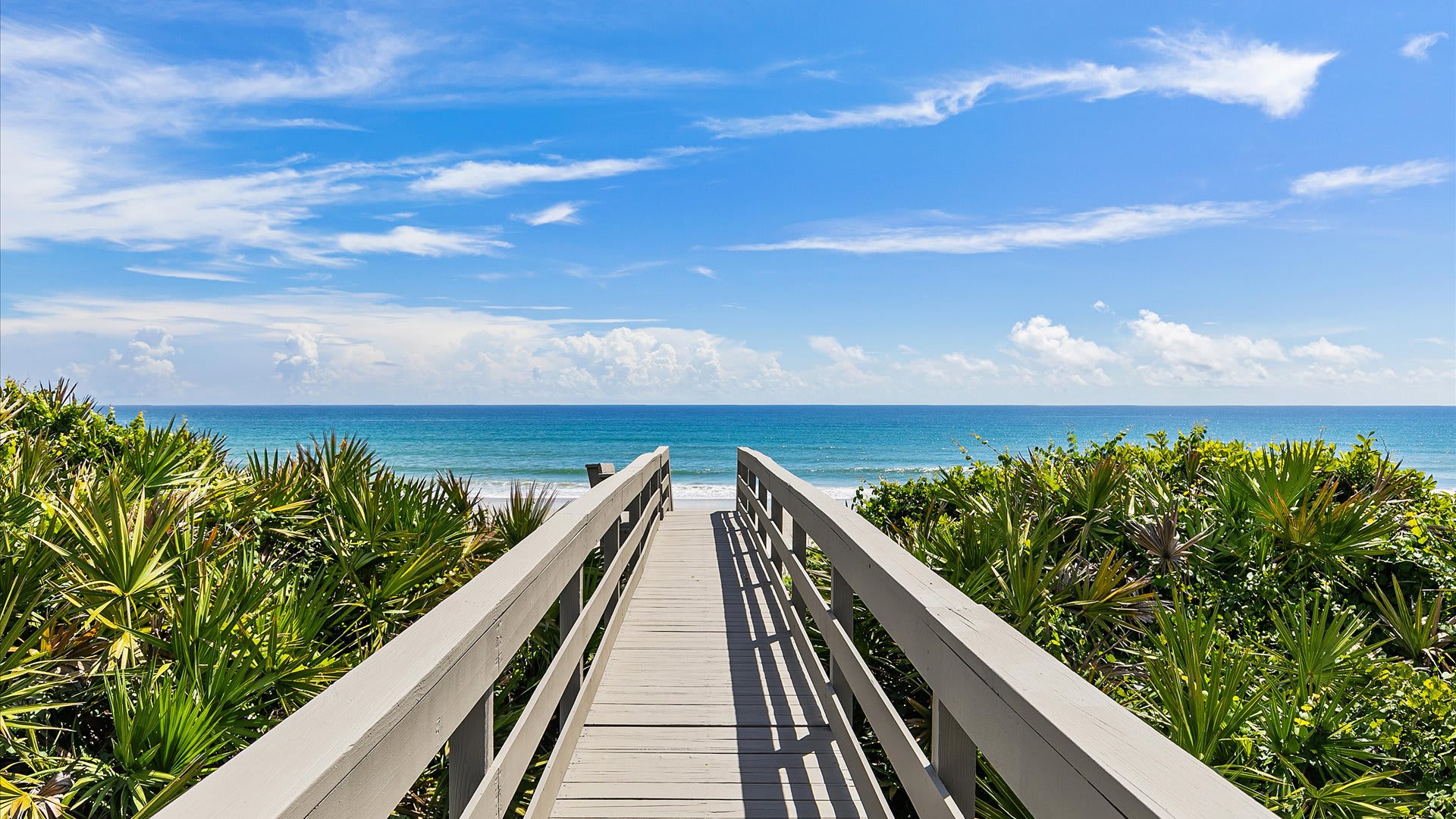 Hello Beach | Wren Beach Rentals by Portoro