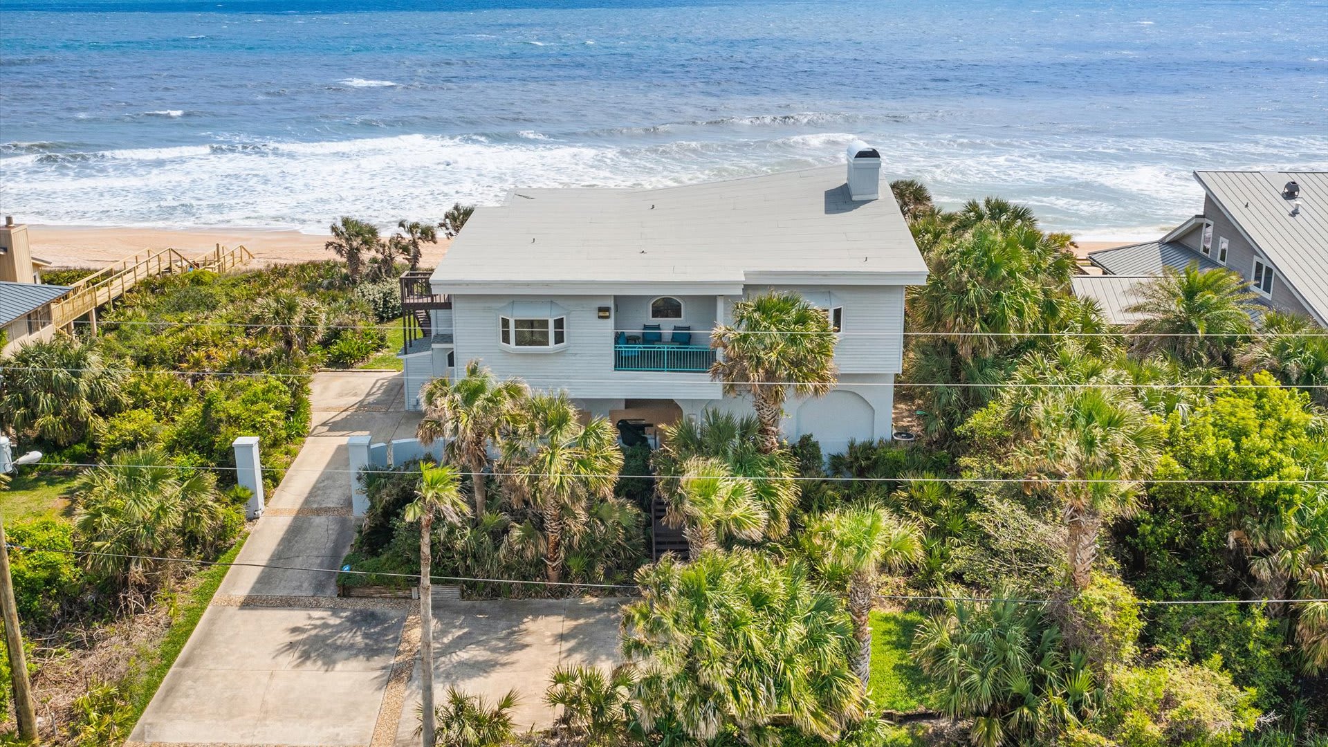 Carpe Beachiem | Wren Beach Rentals by Portoro