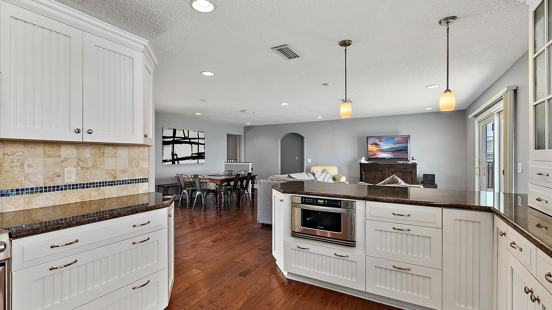 Bala Sands | Wren Beach Rentals by Portoro
