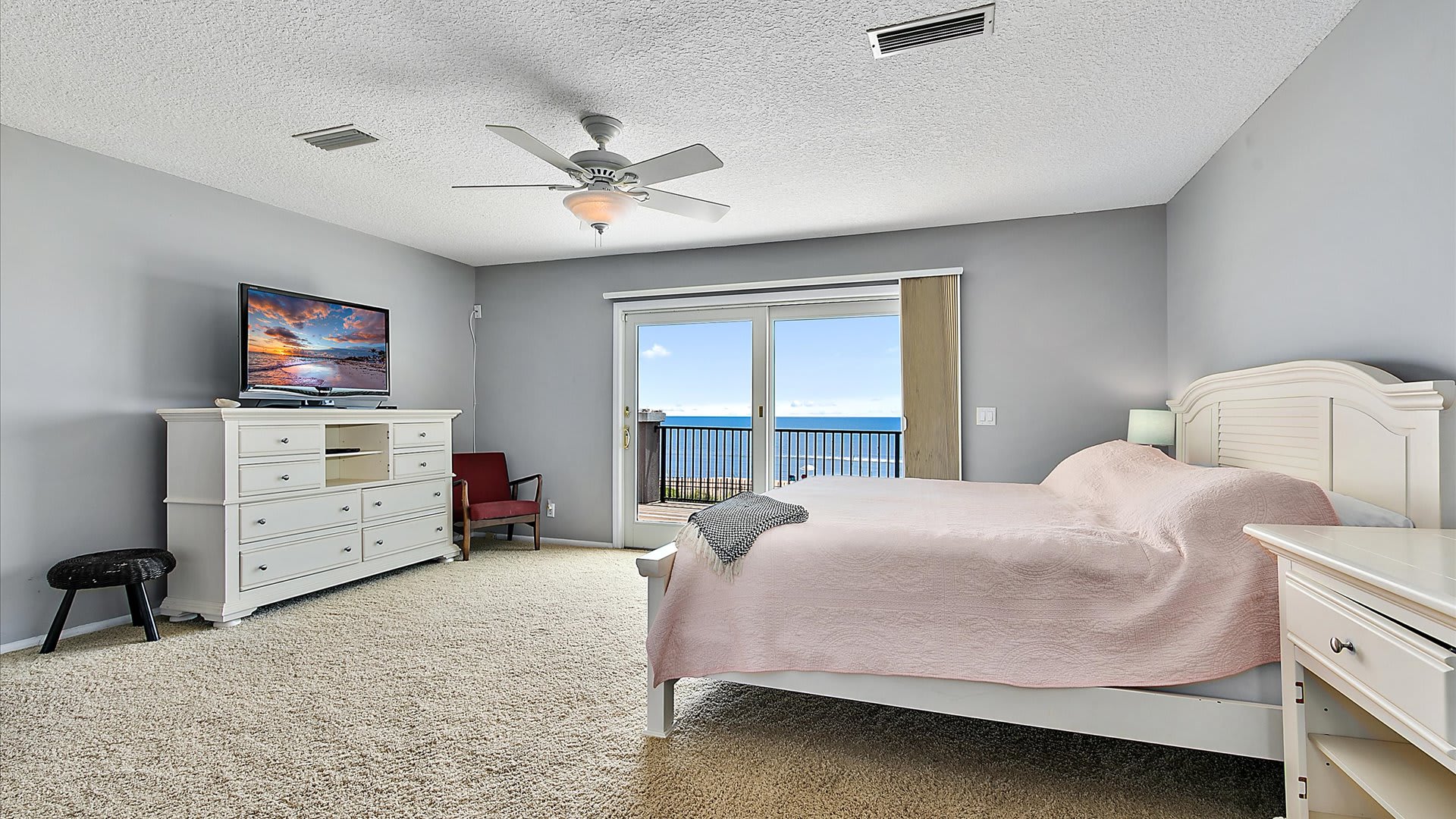 Bala Sands | Wren Beach Rentals by Portoro