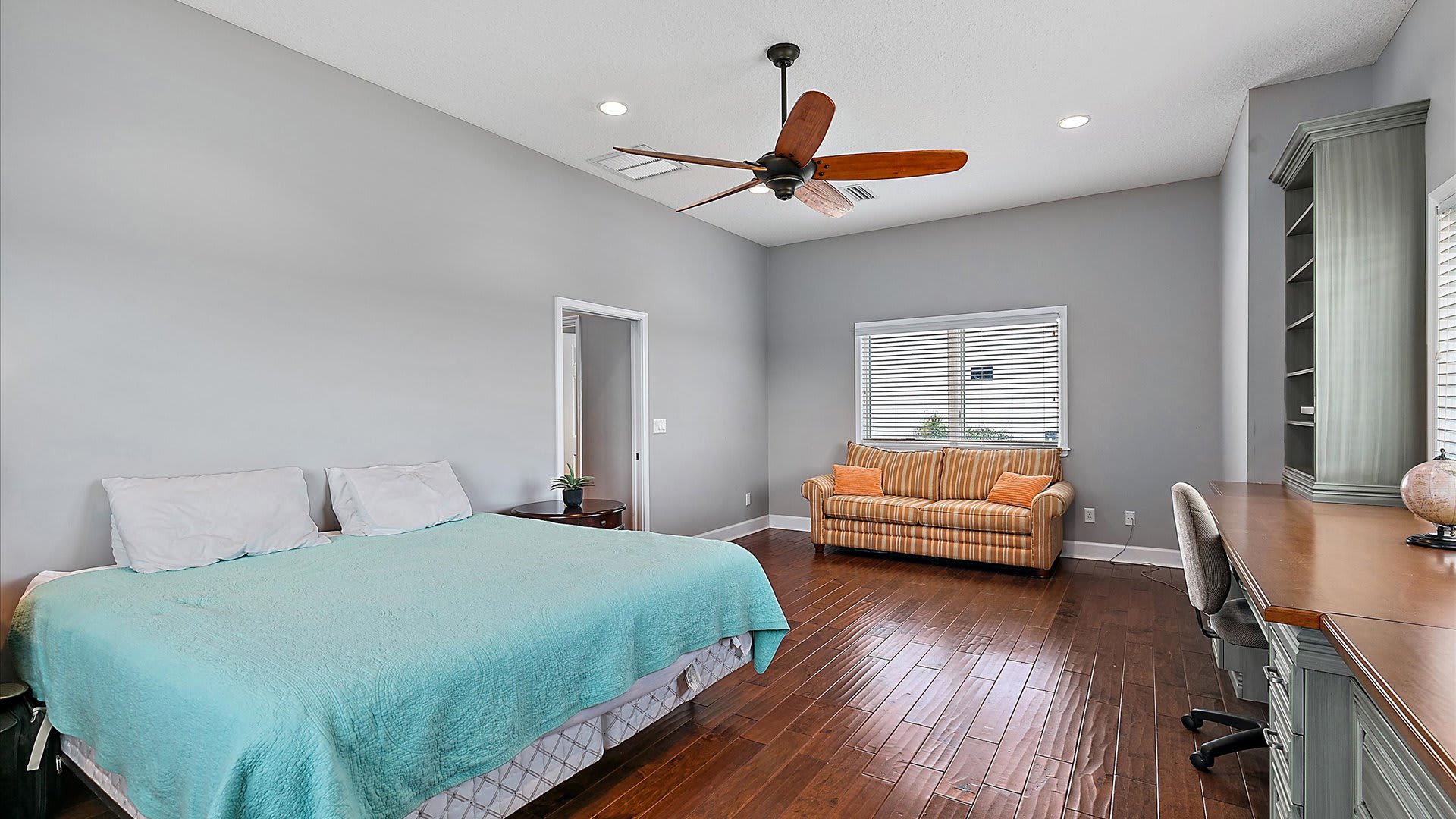 Bala Sands | Wren Beach Rentals by Portoro