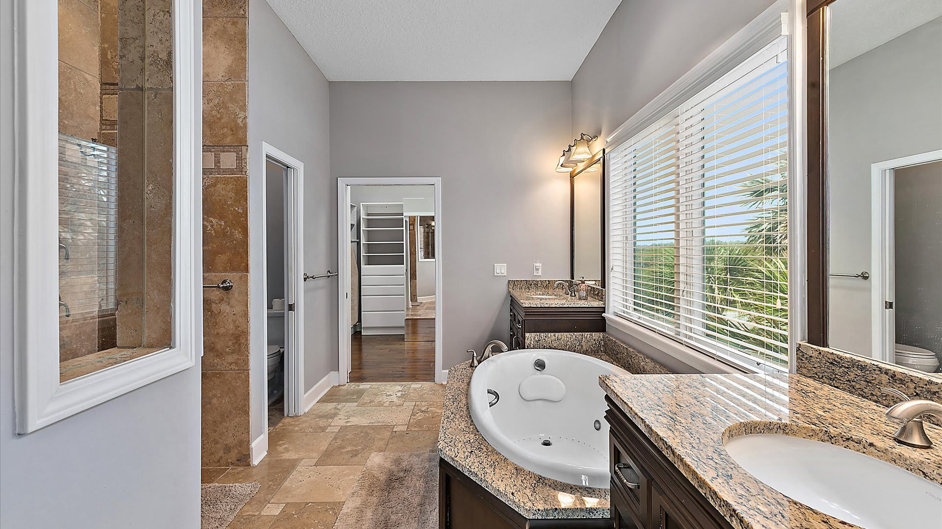 Bala Sands | Wren Beach Rentals by Portoro