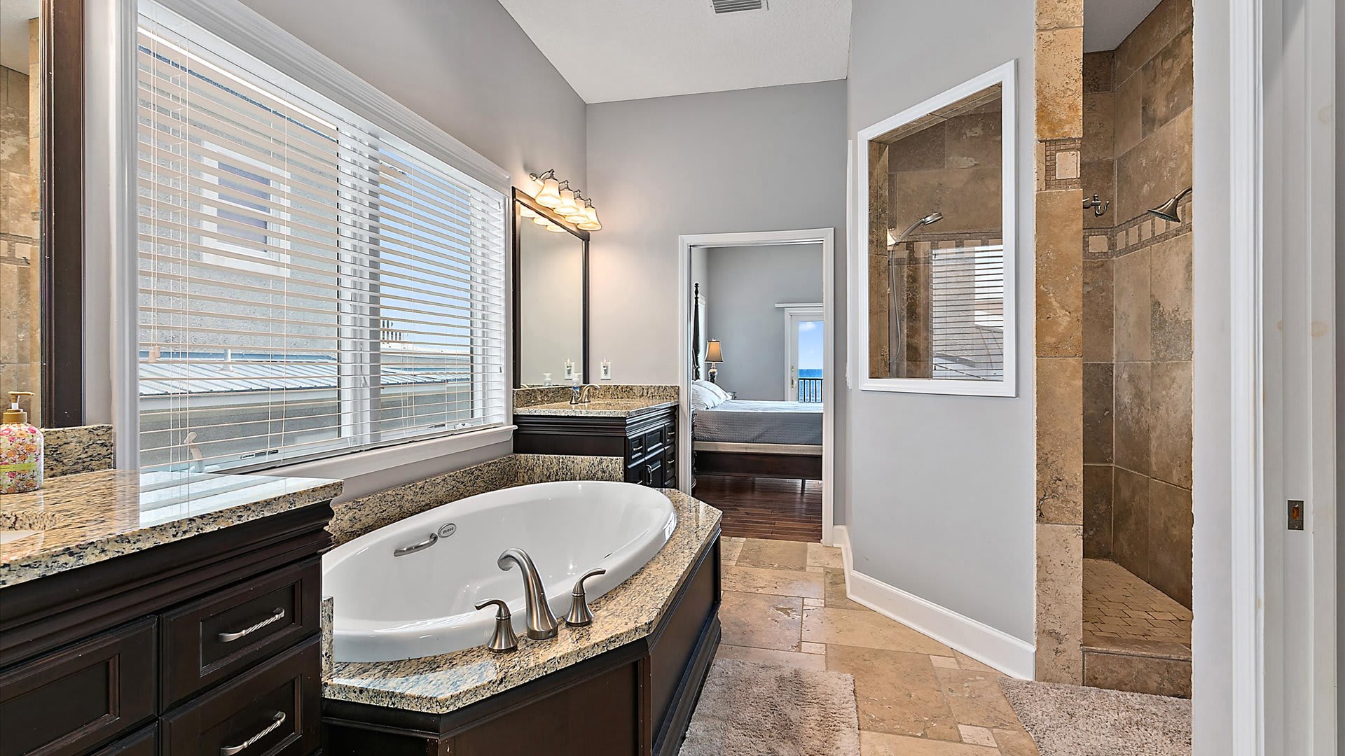 Bala Sands | Wren Beach Rentals by Portoro