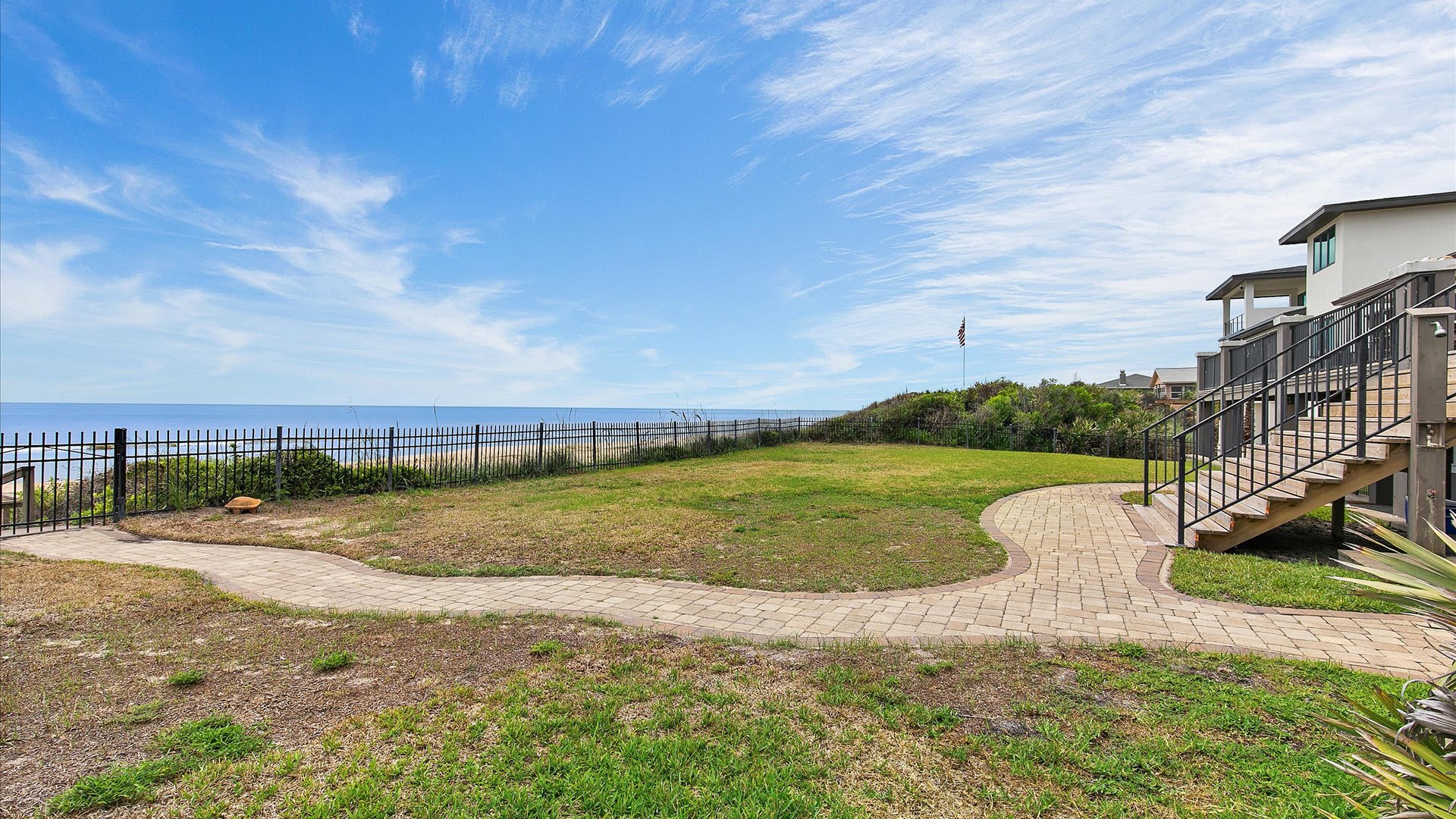 Bala Sands | Wren Beach Rentals by Portoro