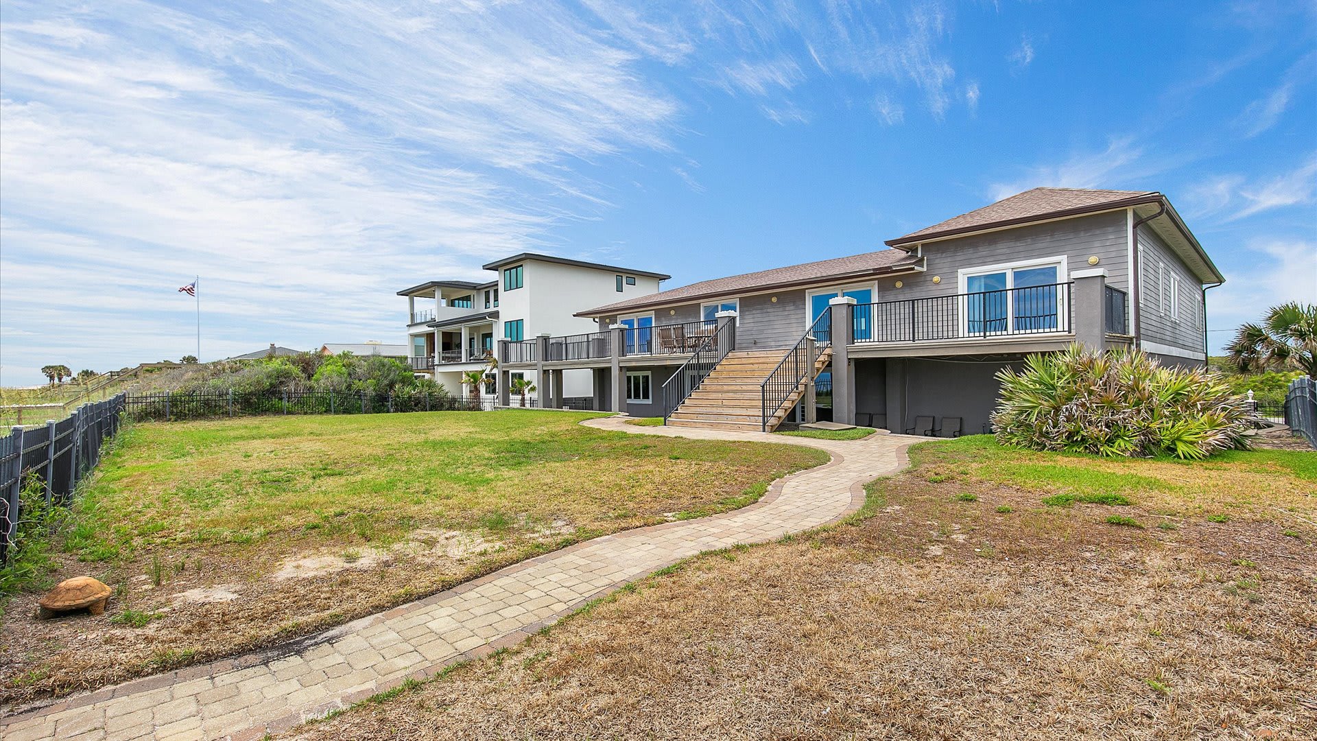 Bala Sands | Wren Beach Rentals by Portoro
