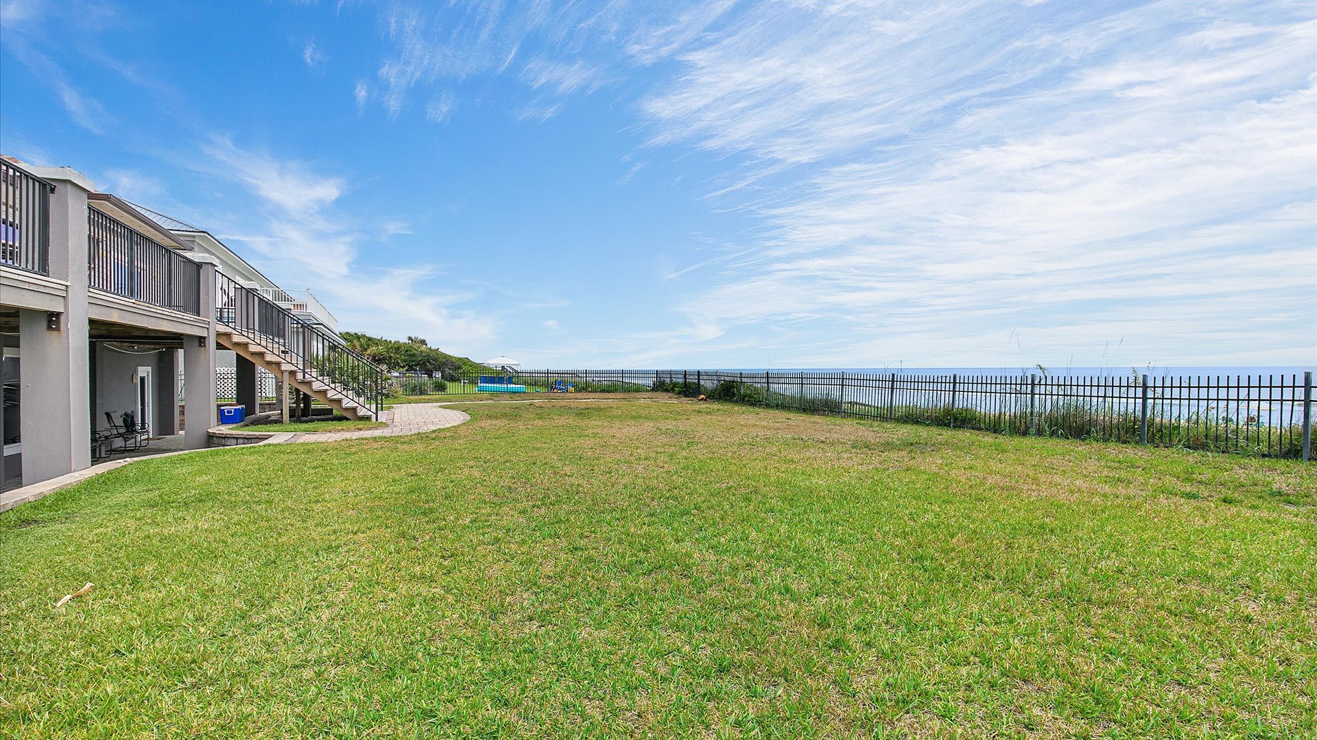 Bala Sands | Wren Beach Rentals by Portoro
