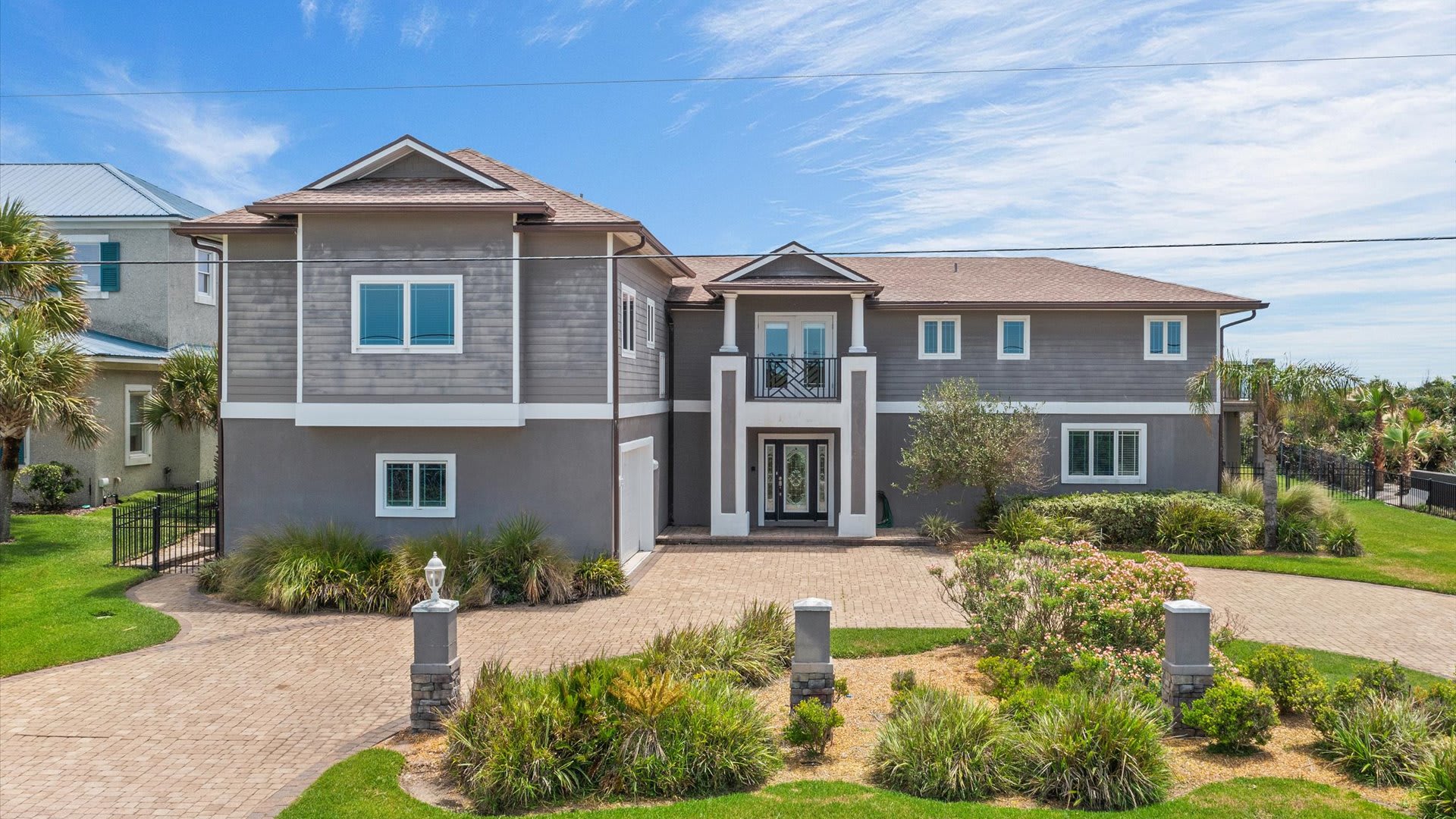 Bala Sands | Wren Beach Rentals by Portoro