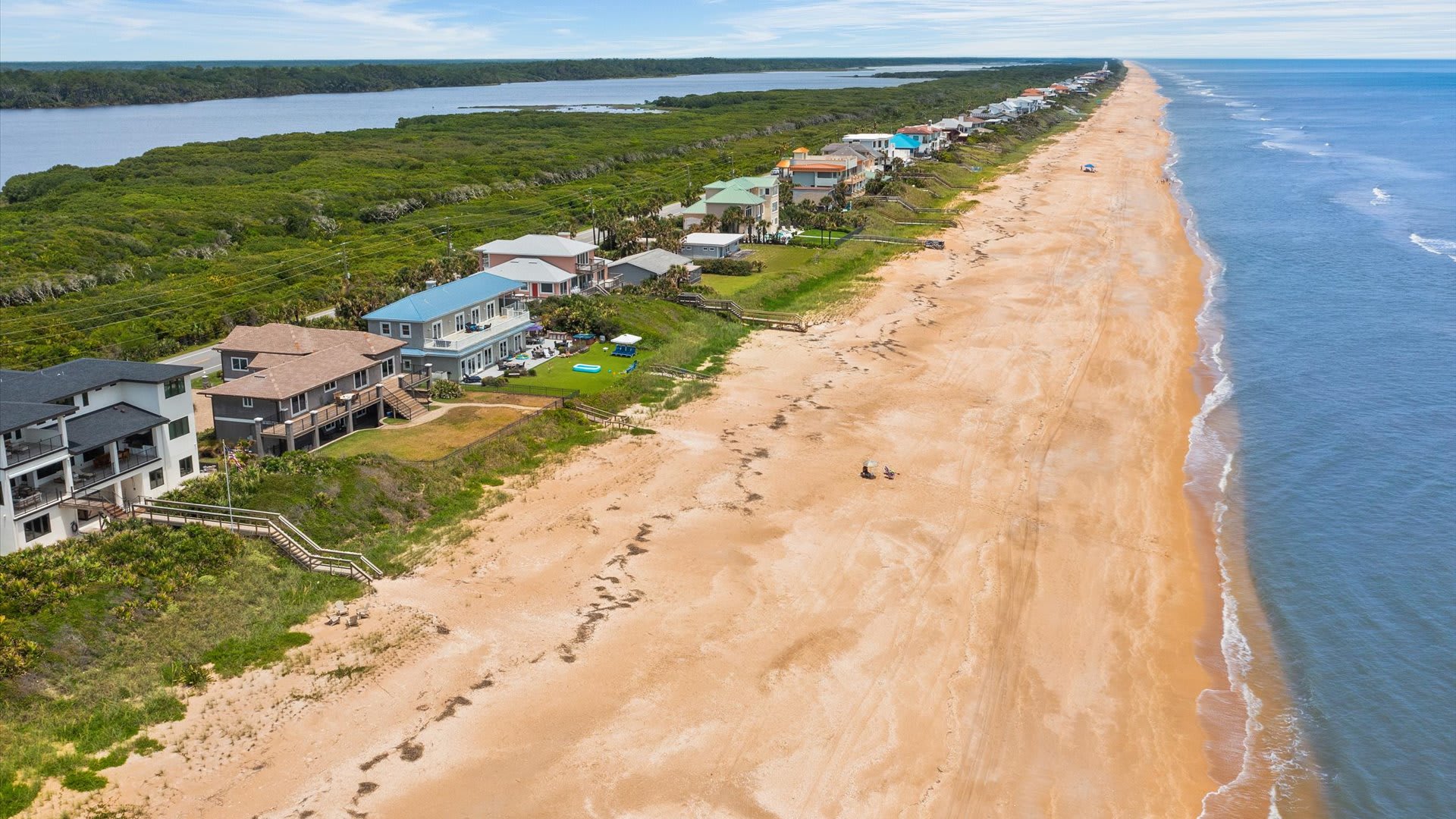 Bala Sands | Wren Beach Rentals by Portoro
