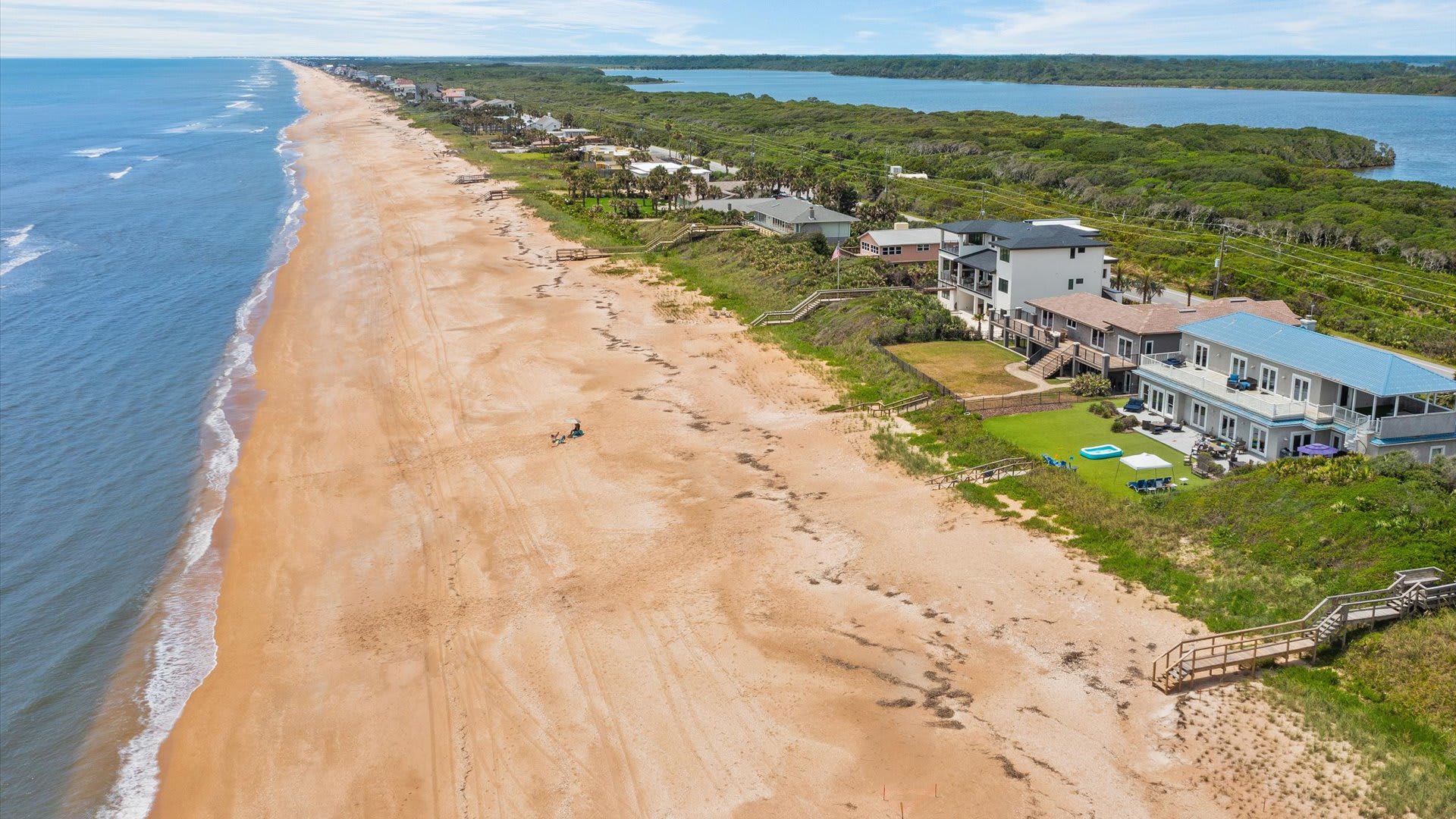 Bala Sands | Wren Beach Rentals by Portoro