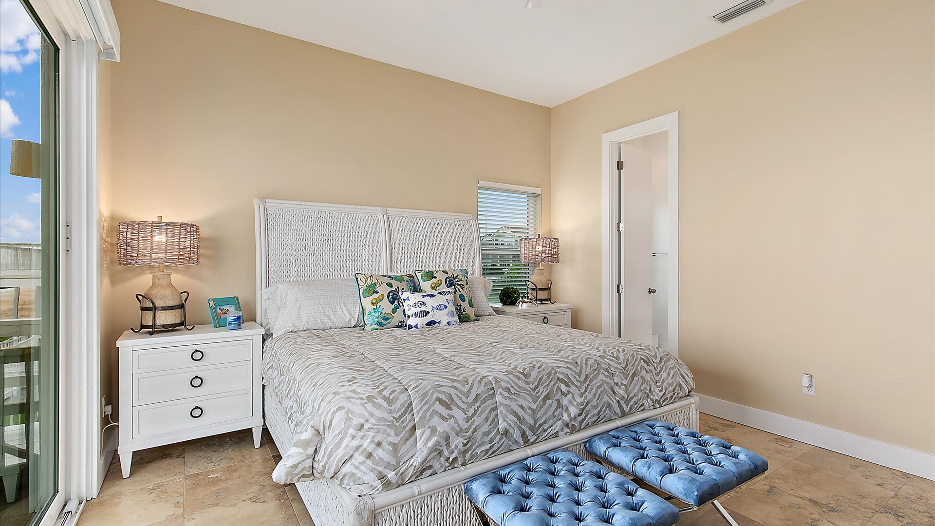 Ocean Dreams | Wren Beach Rentals by Portoro