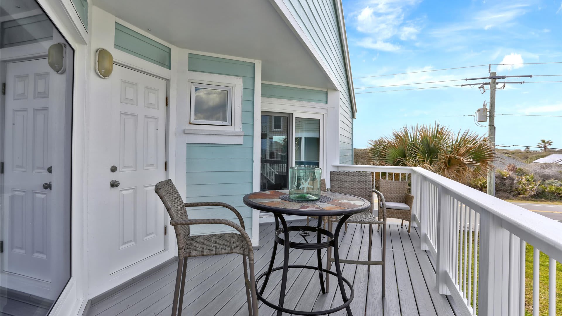 WaterColors | Wren Beach Rentals by Portoro