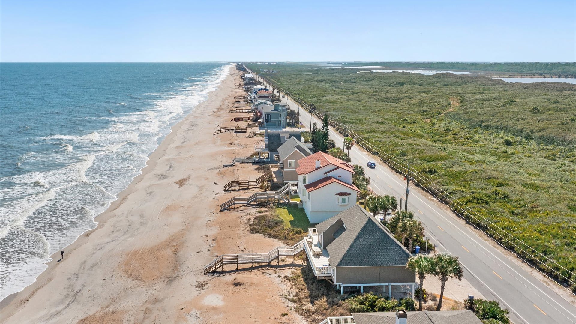 Mighty Fine | Wren Beach Rentals by Portoro