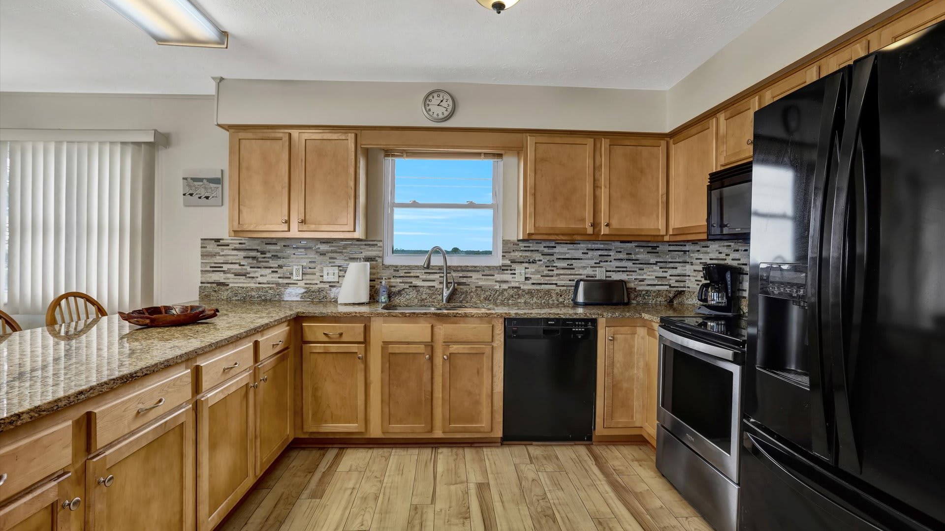 Turtle's Nest | Wren Beach Rentals by Portoro