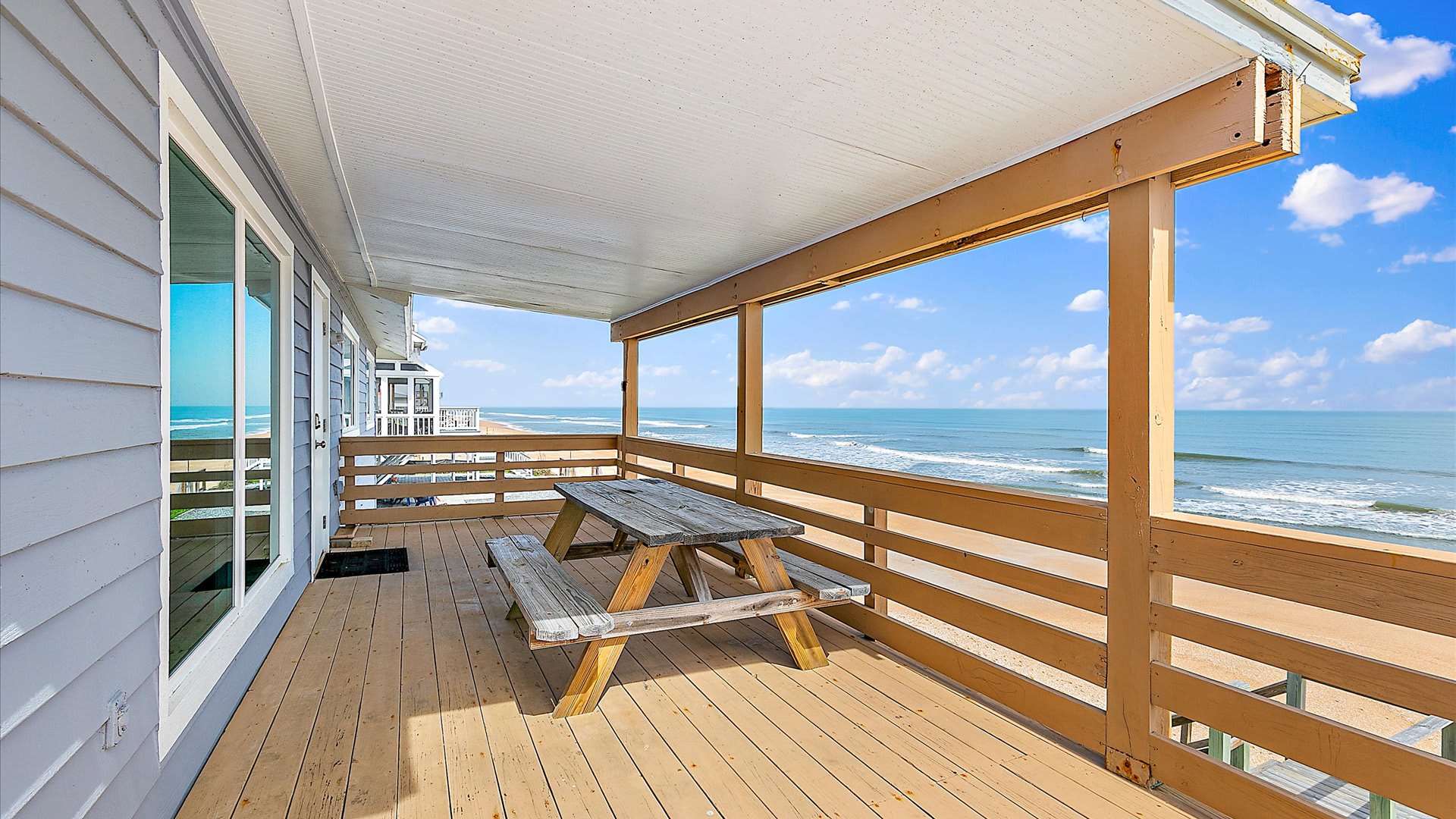 Turtle's Nest | Wren Beach Rentals by Portoro