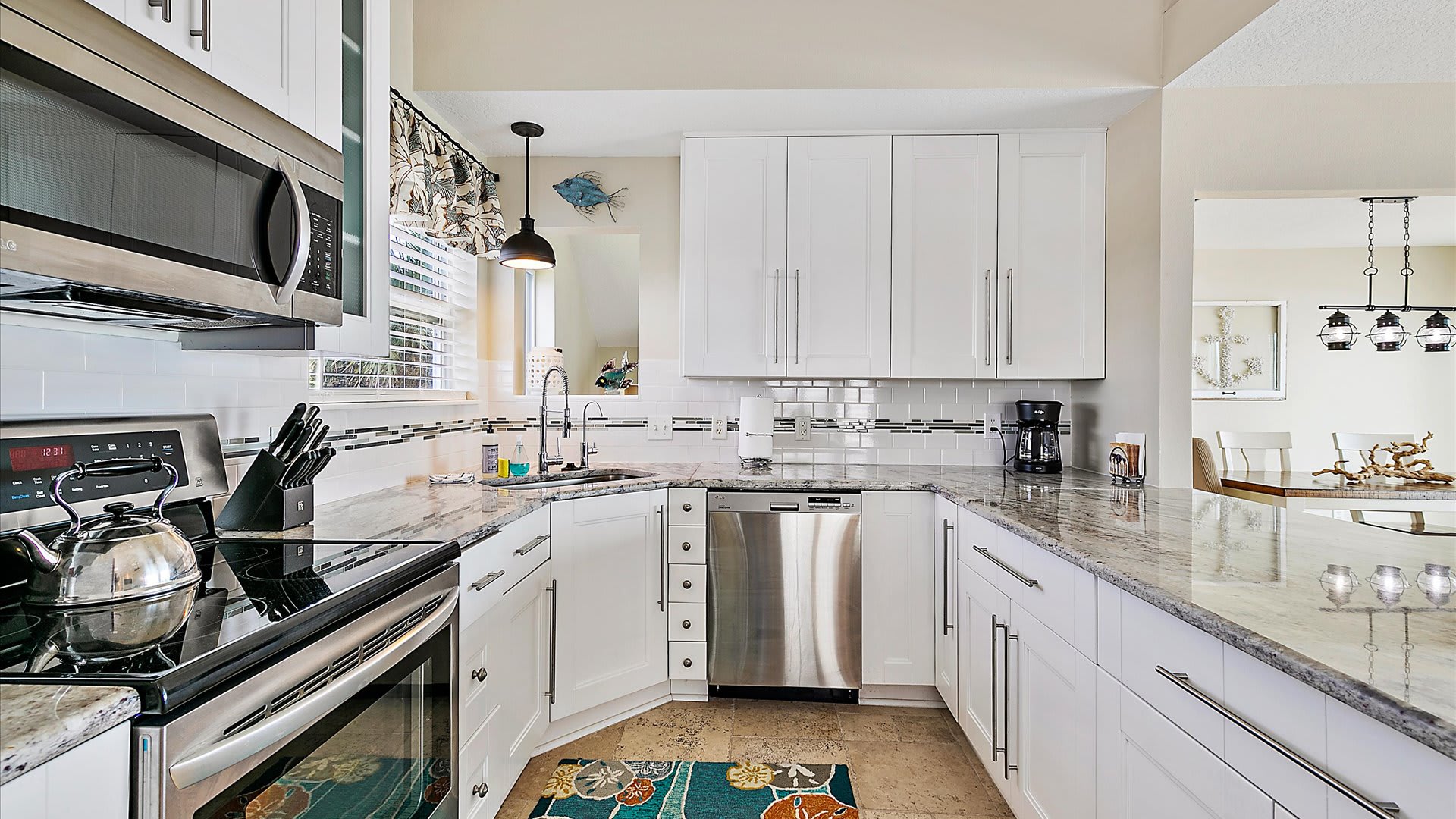 Nirvana | Wren Beach Rentals by Portoro