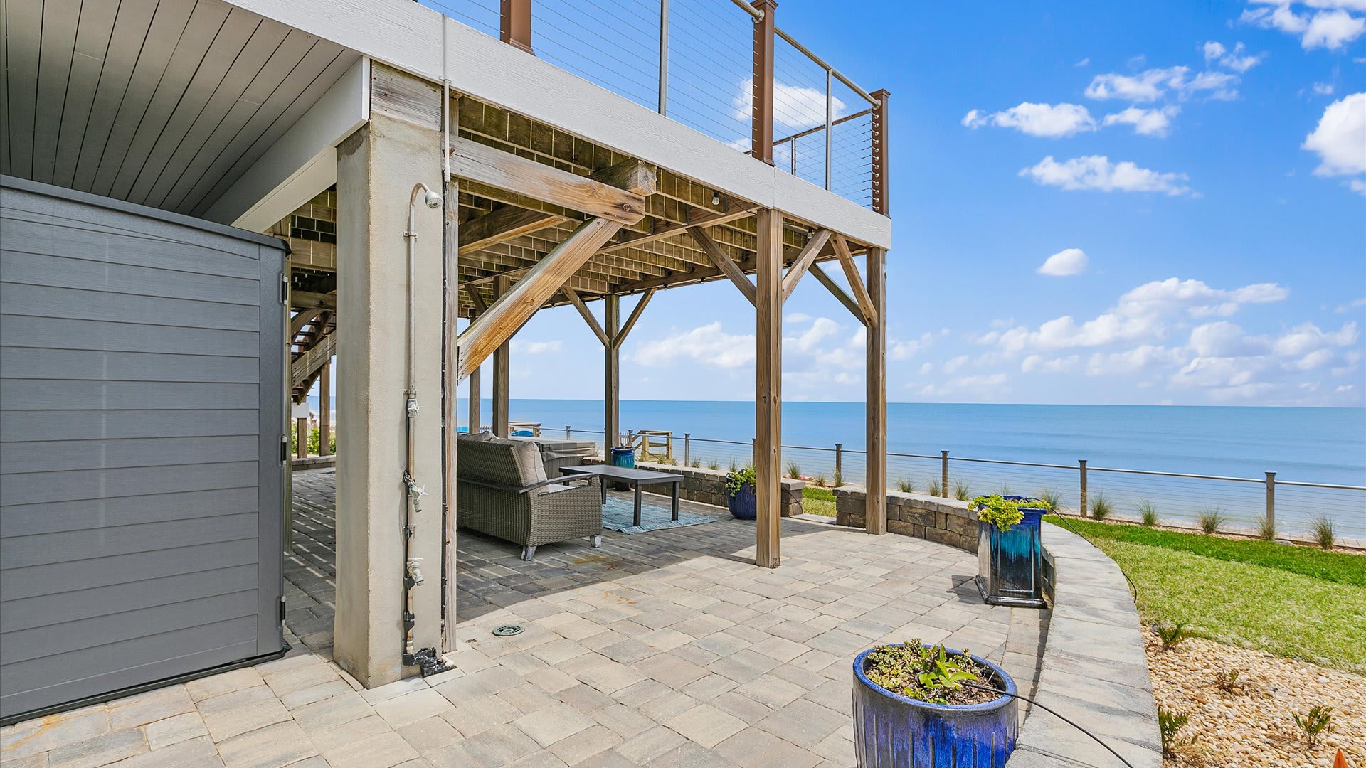 Geordie Shore | Wren Beach Rentals by Portoro
