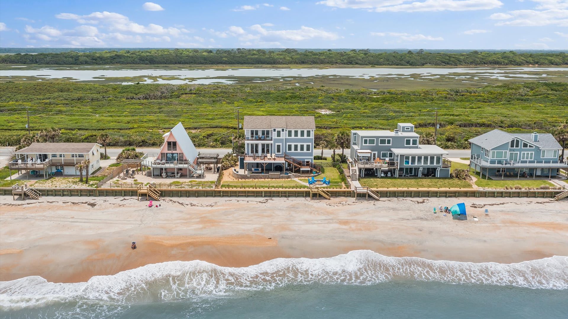 Geordie Shore | Wren Beach Rentals by Portoro