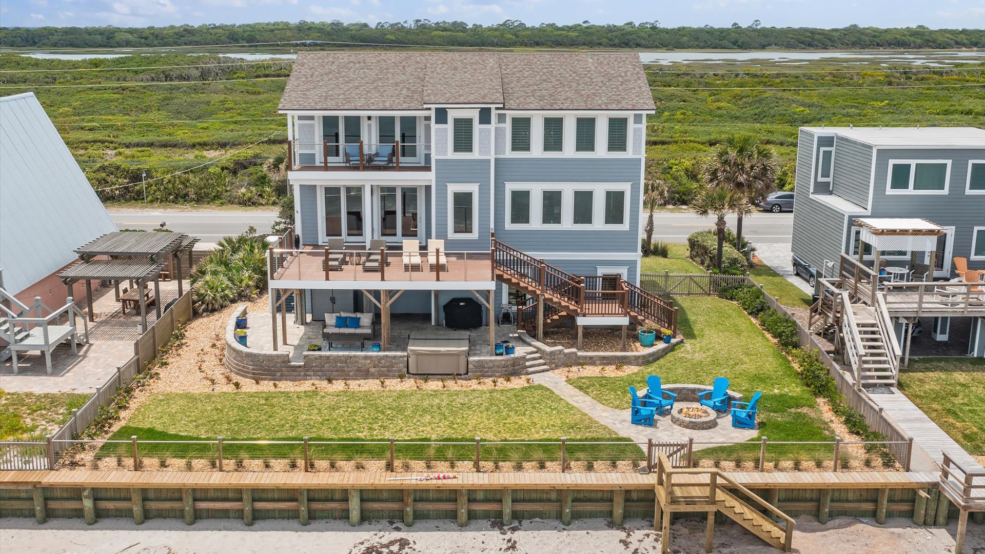 Geordie Shore | Wren Beach Rentals by Portoro