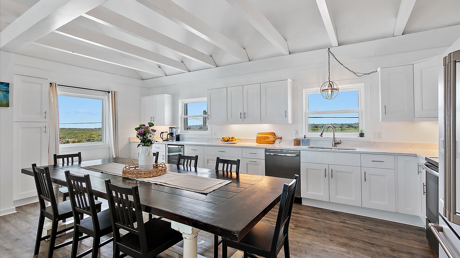 Pelican Rest | Wren Beach Rentals by Portoro