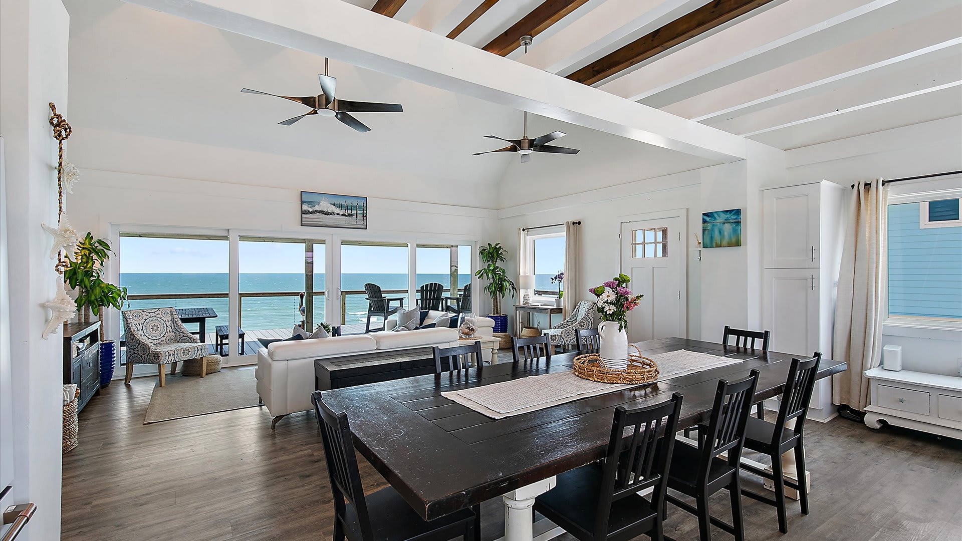 Pelican Rest | Wren Beach Rentals by Portoro