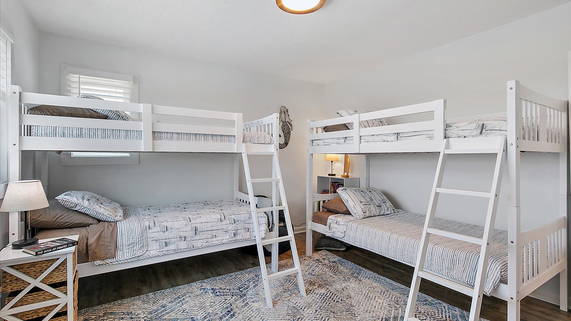 Pelican Rest | Wren Beach Rentals by Portoro