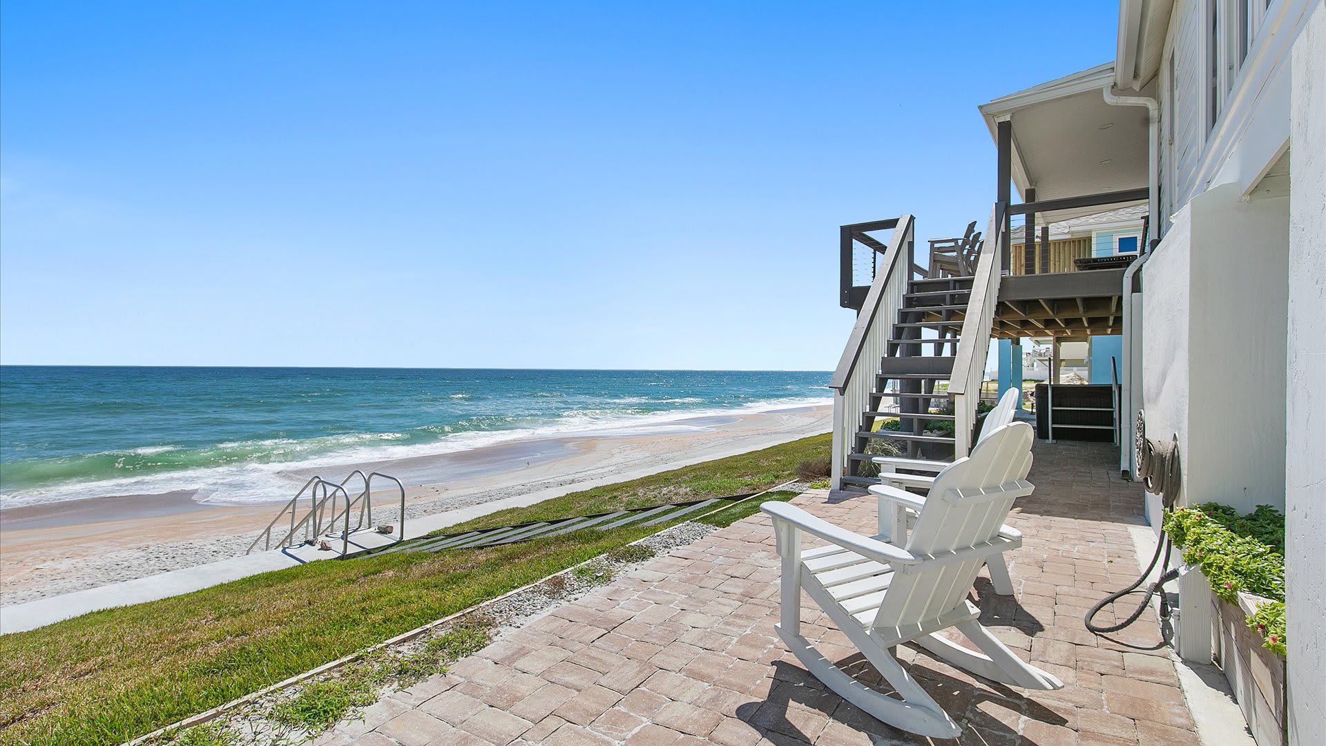 Pelican Rest | Wren Beach Rentals by Portoro
