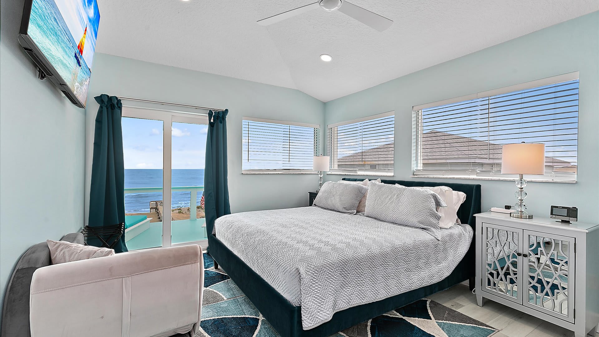 Villa Vilano | Wren Beach Rentals by Portoro