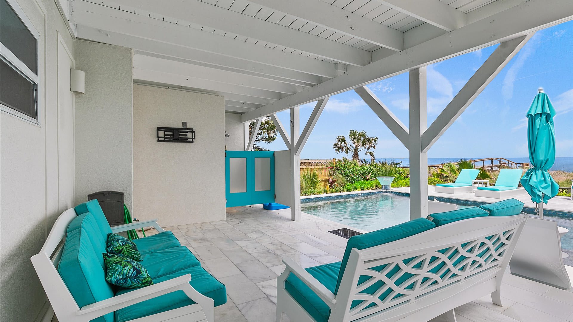 Villa Vilano | Wren Beach Rentals by Portoro
