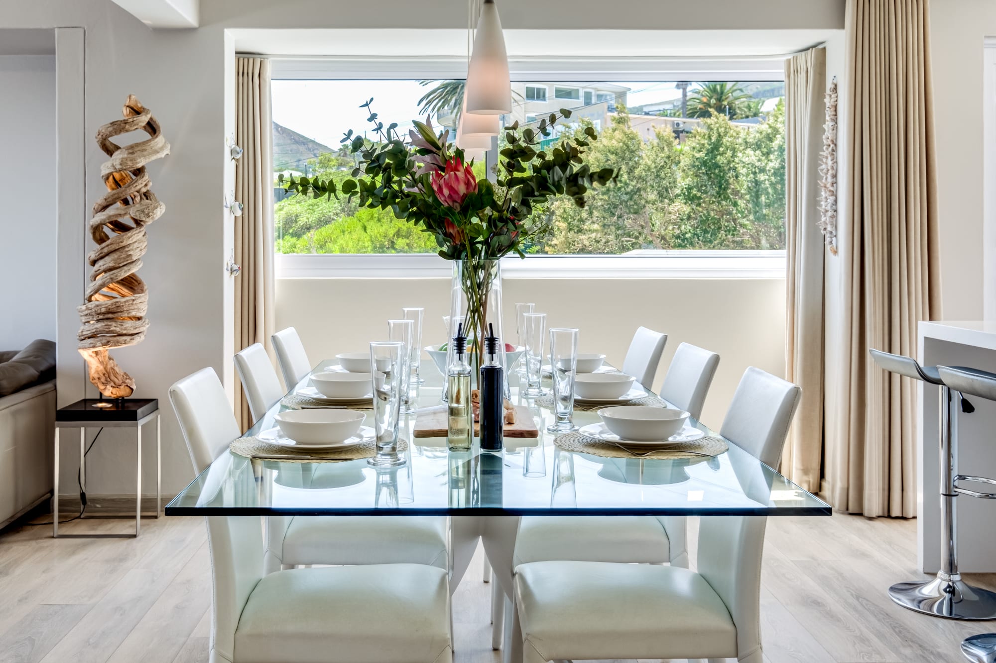 Modern Apartment with Private Pool Houghton Steps 8