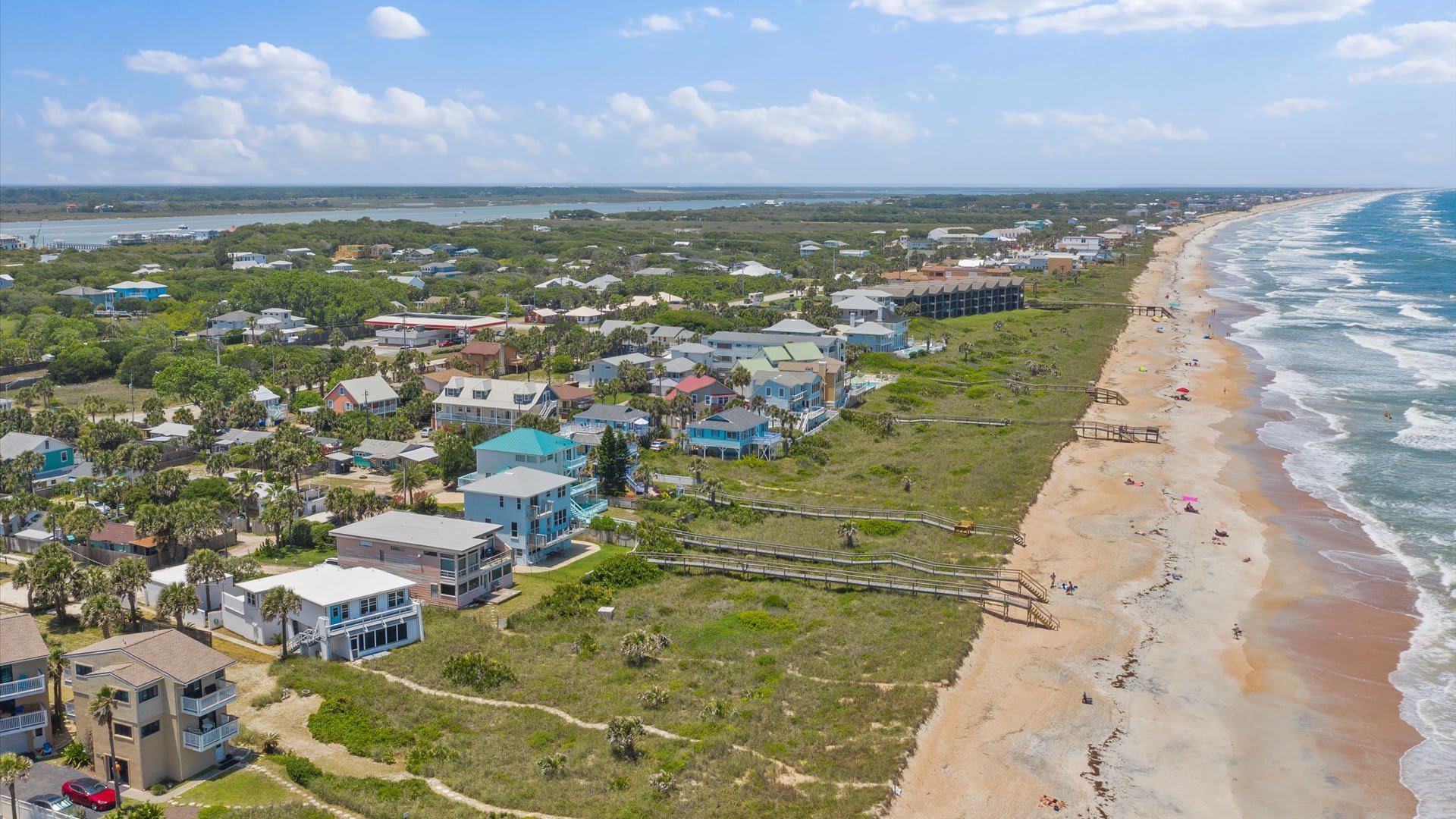 CV-Downstairs Beachside-5 | Wren Beach Rentals by 