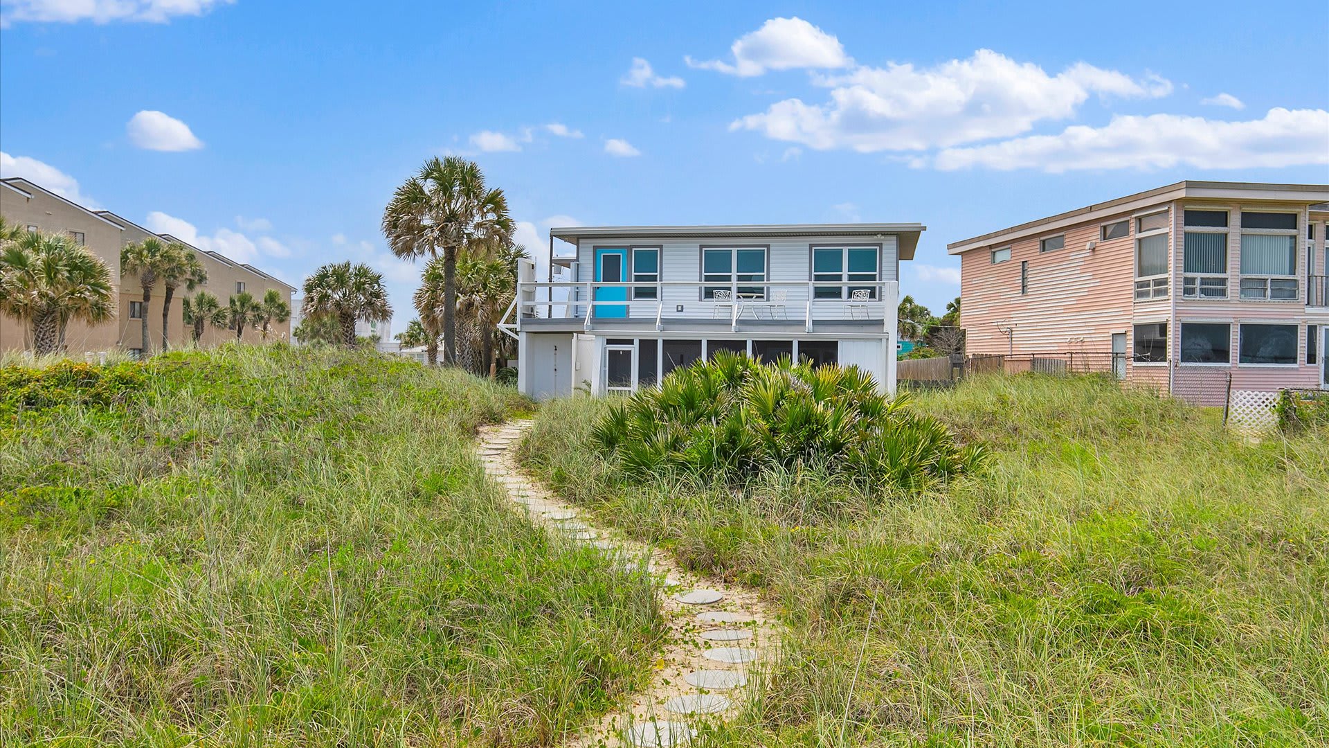 CV-Upstairs Beachside-6 | Wren Beach Rentals by Po