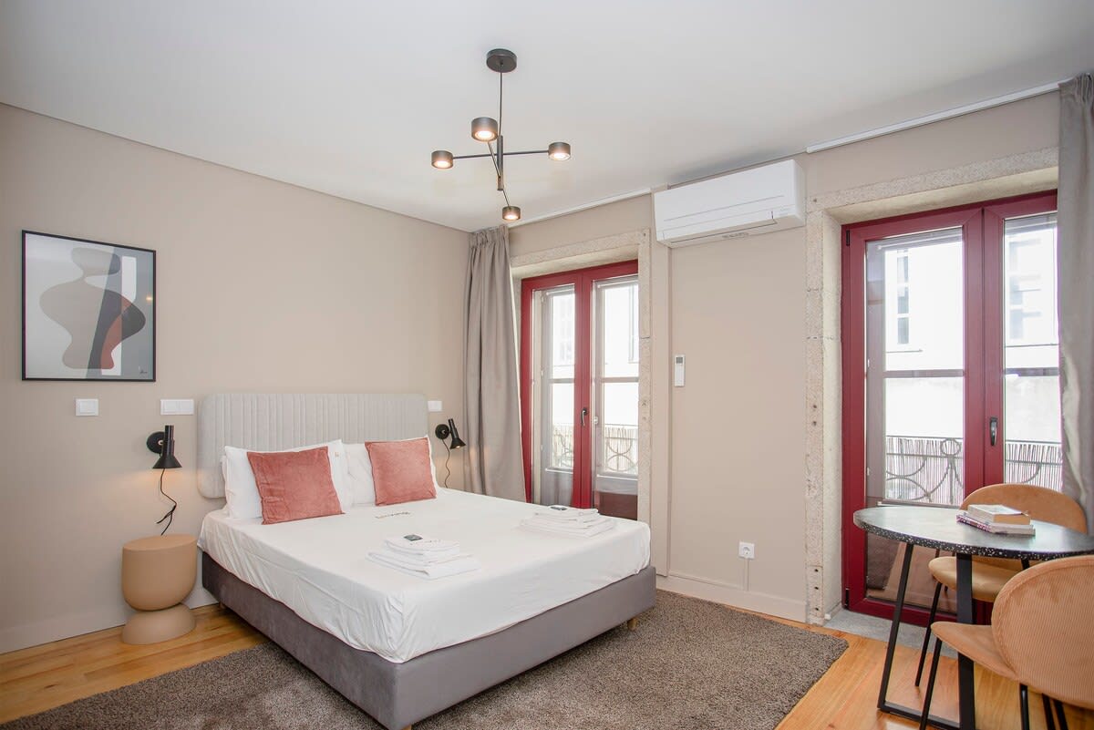 Liiiving in Porto | Historic Clérigos Studio - 3F — Porto, Porto — vacation rental
