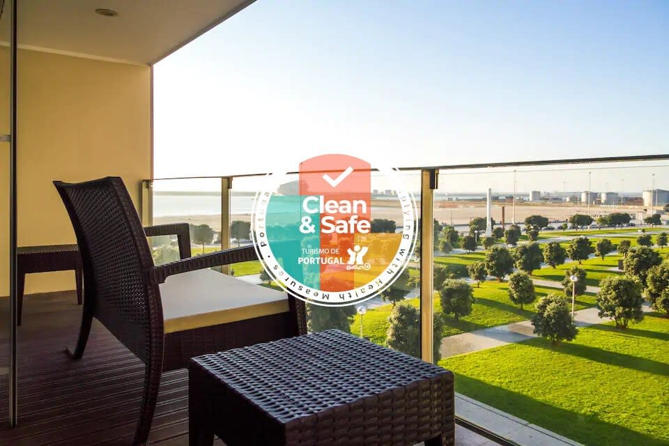 Liiiving in Matosinhos - High Sea Condo — Matosinhos, Porto — vacation rental