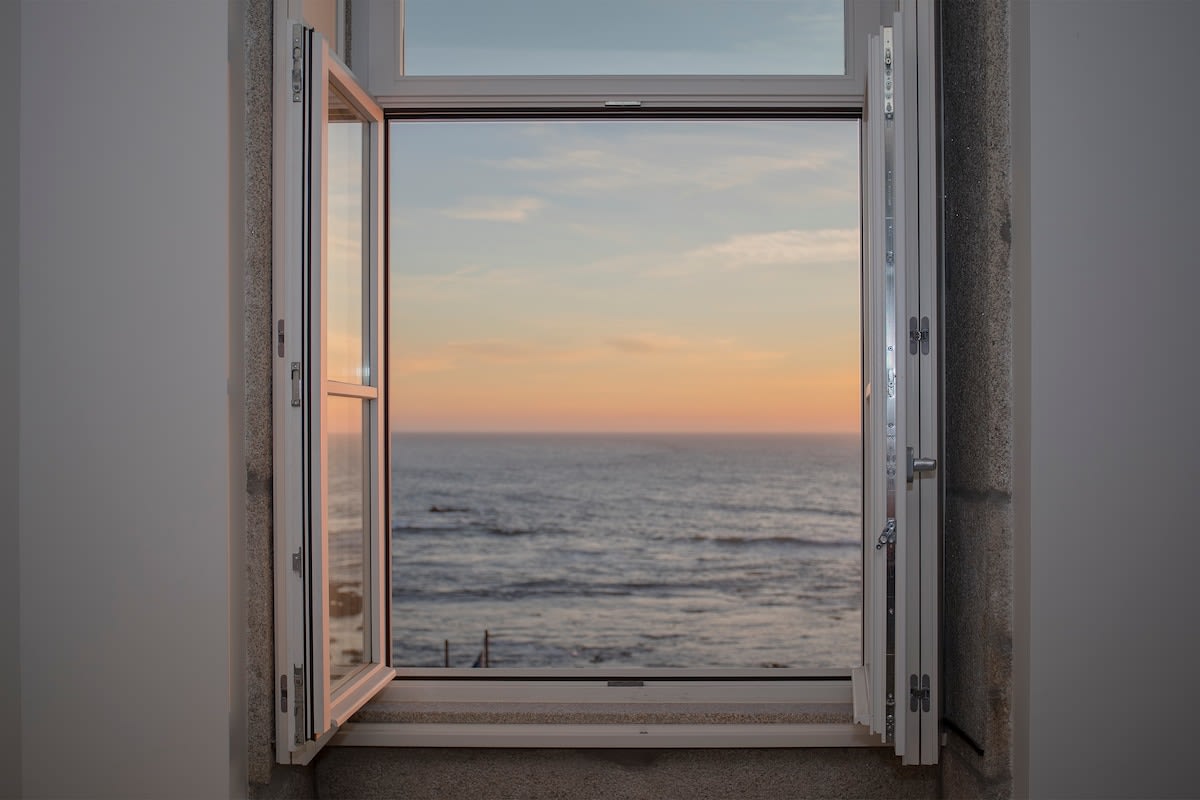 Liiiving in Porto | Luxury Beachfront Apartment II — Porto, Porto — vacation rental