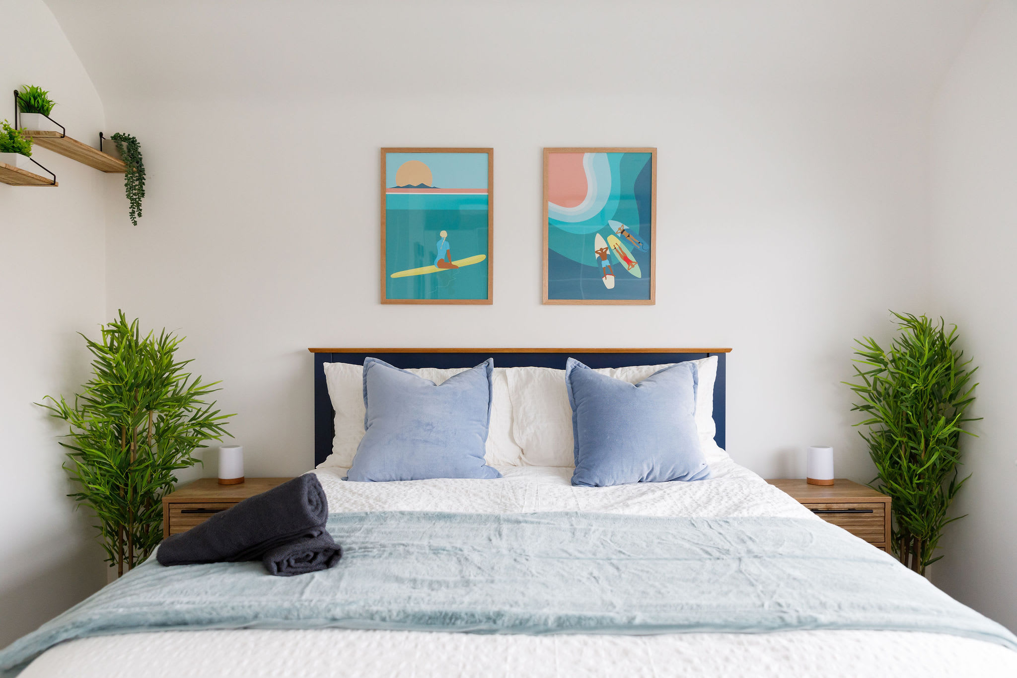 Luxury linen & towels are provided for all guests.