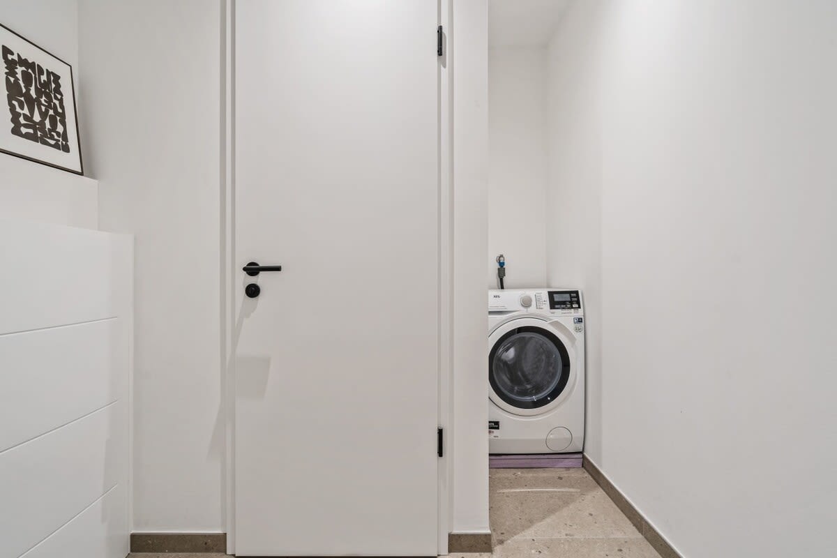 Convenience at its best – enjoy the ease of in-suite laundry facilities.