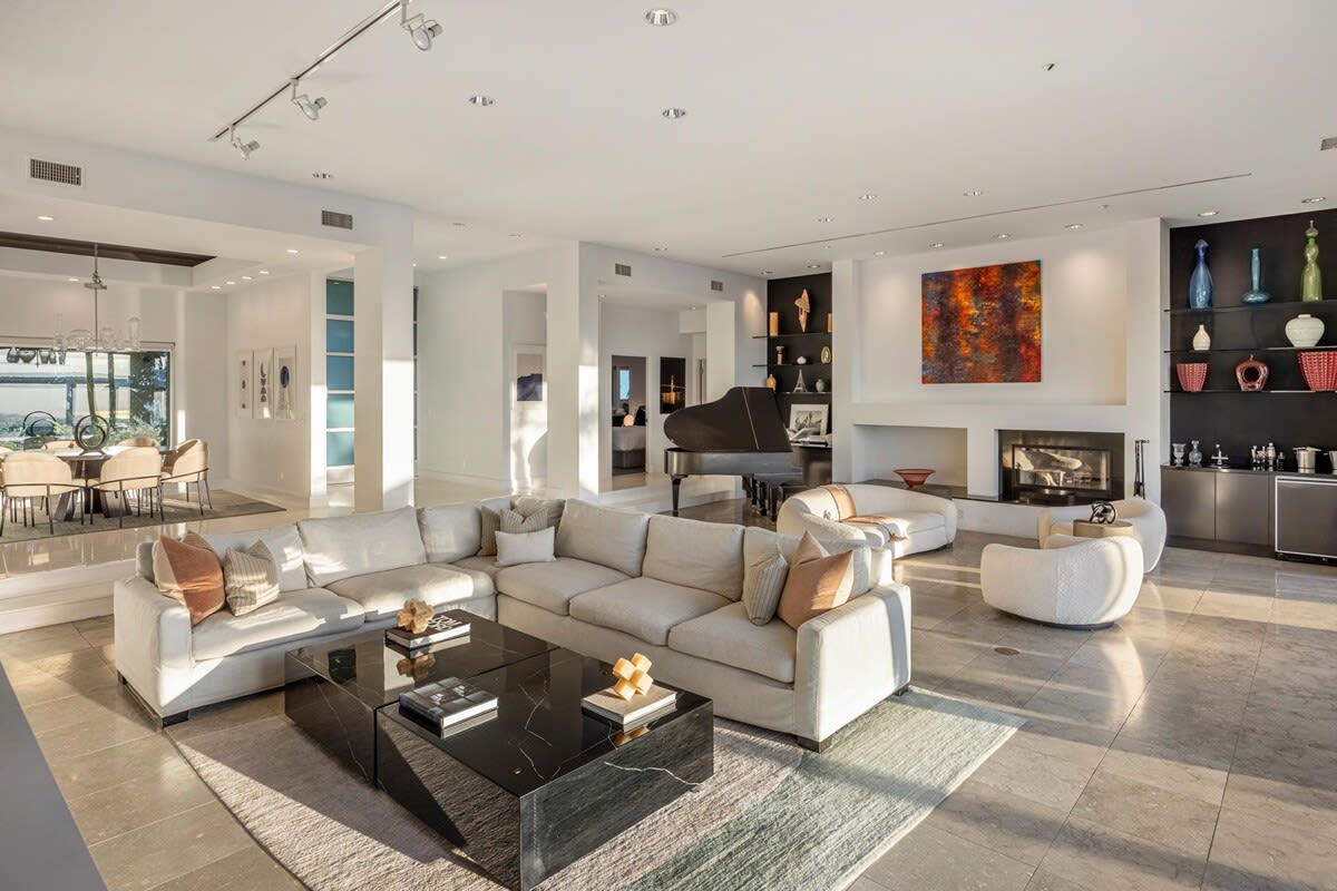 Crest Estate by Stay Awhile Villas